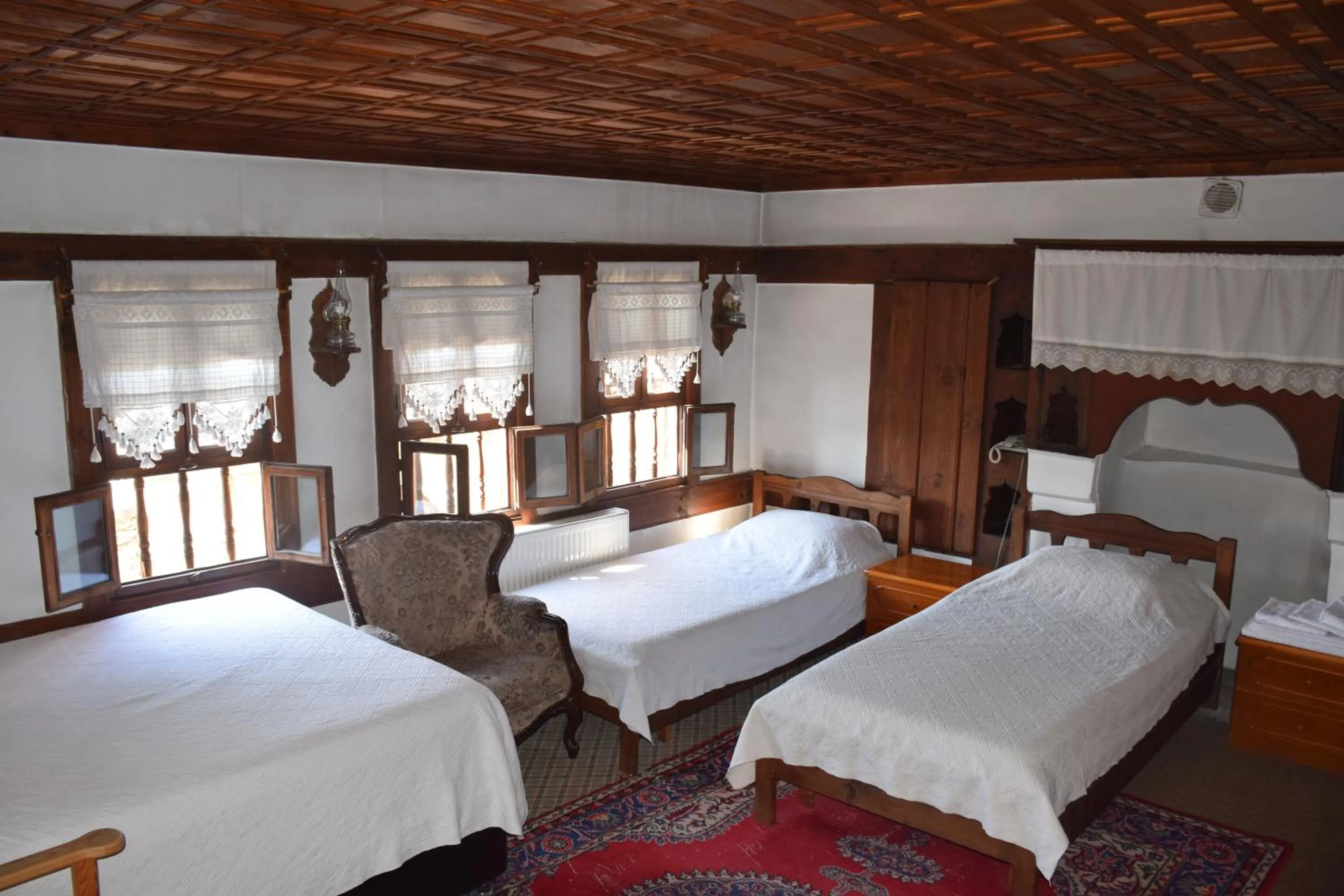 Bed in Yorgancıoglu Konak