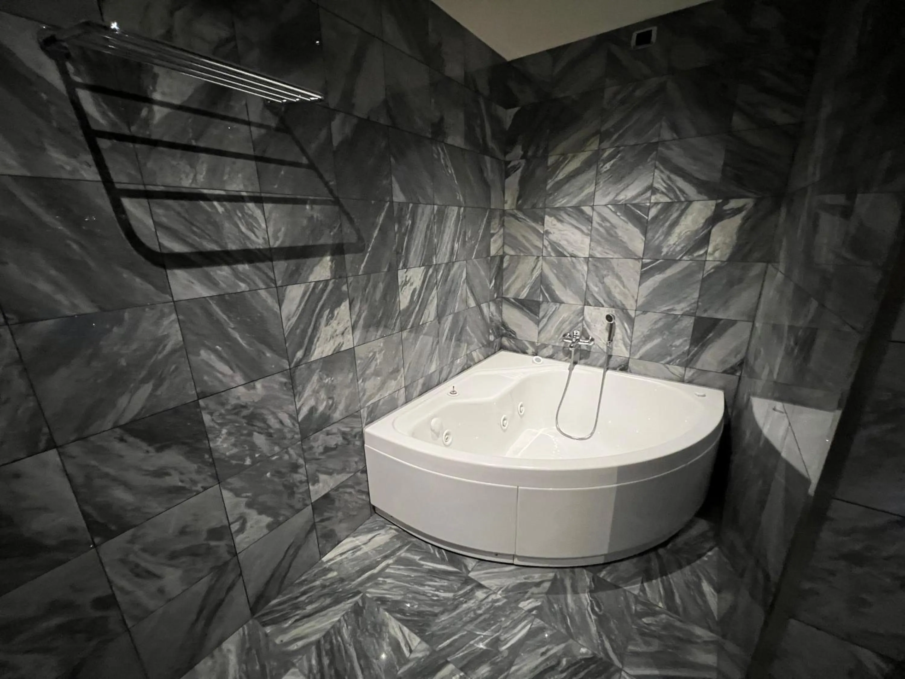 Hot Tub in Hotel La Fenice