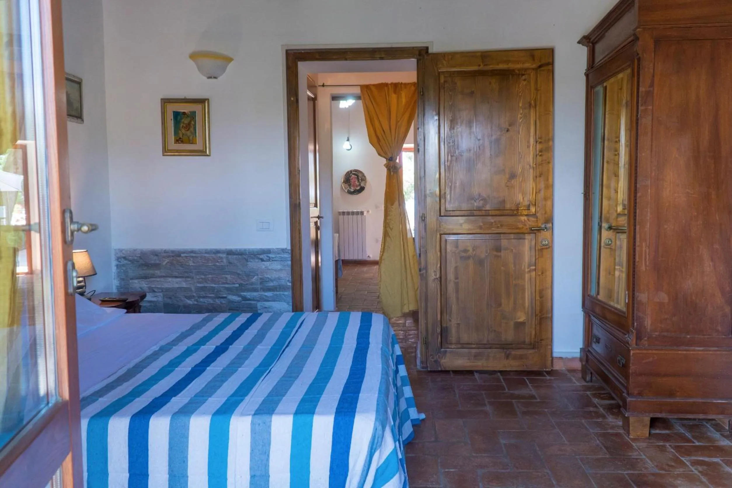 Bedroom, Bed in Dolce Vita