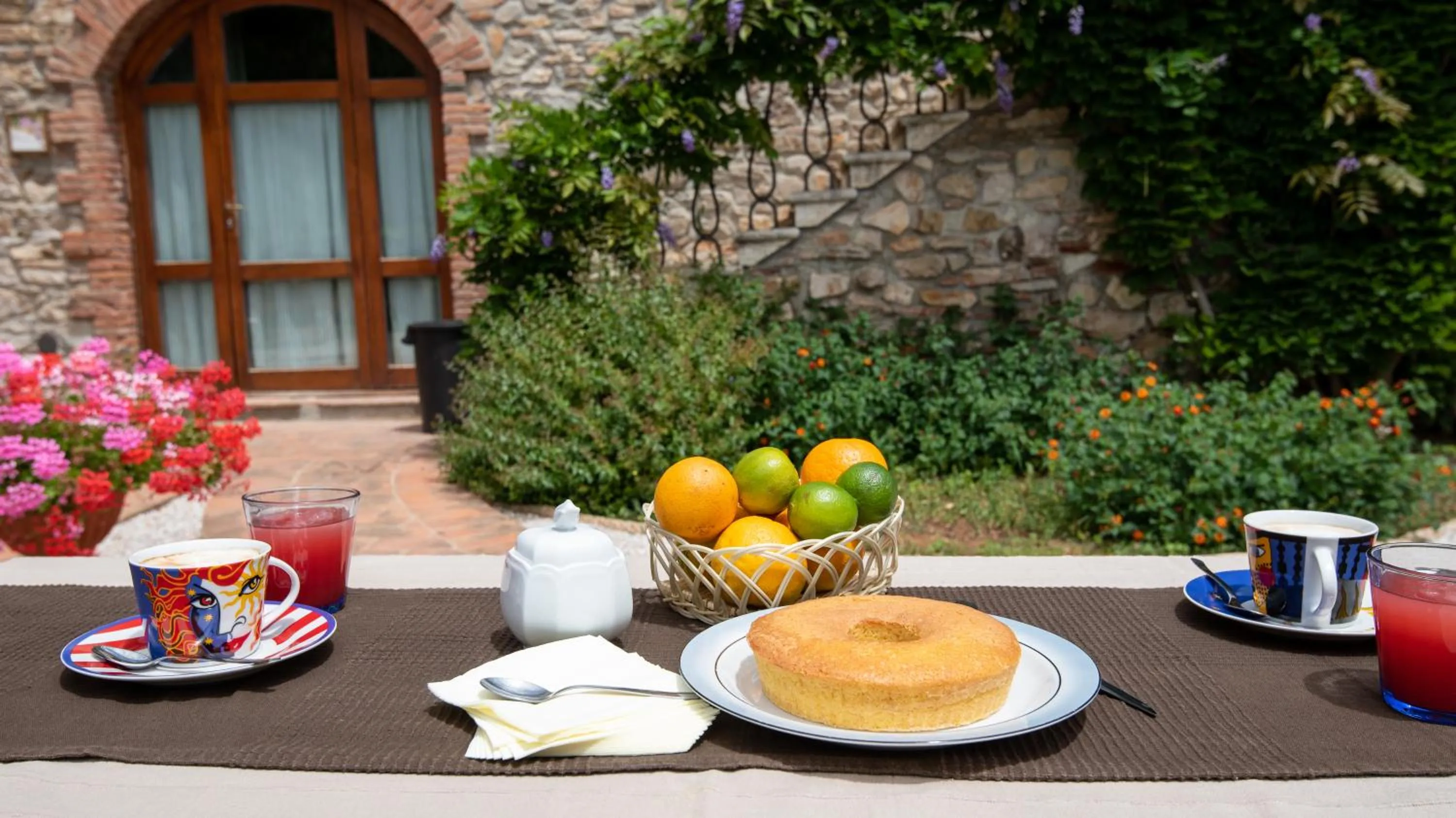 Food and drinks in Dolce Vita