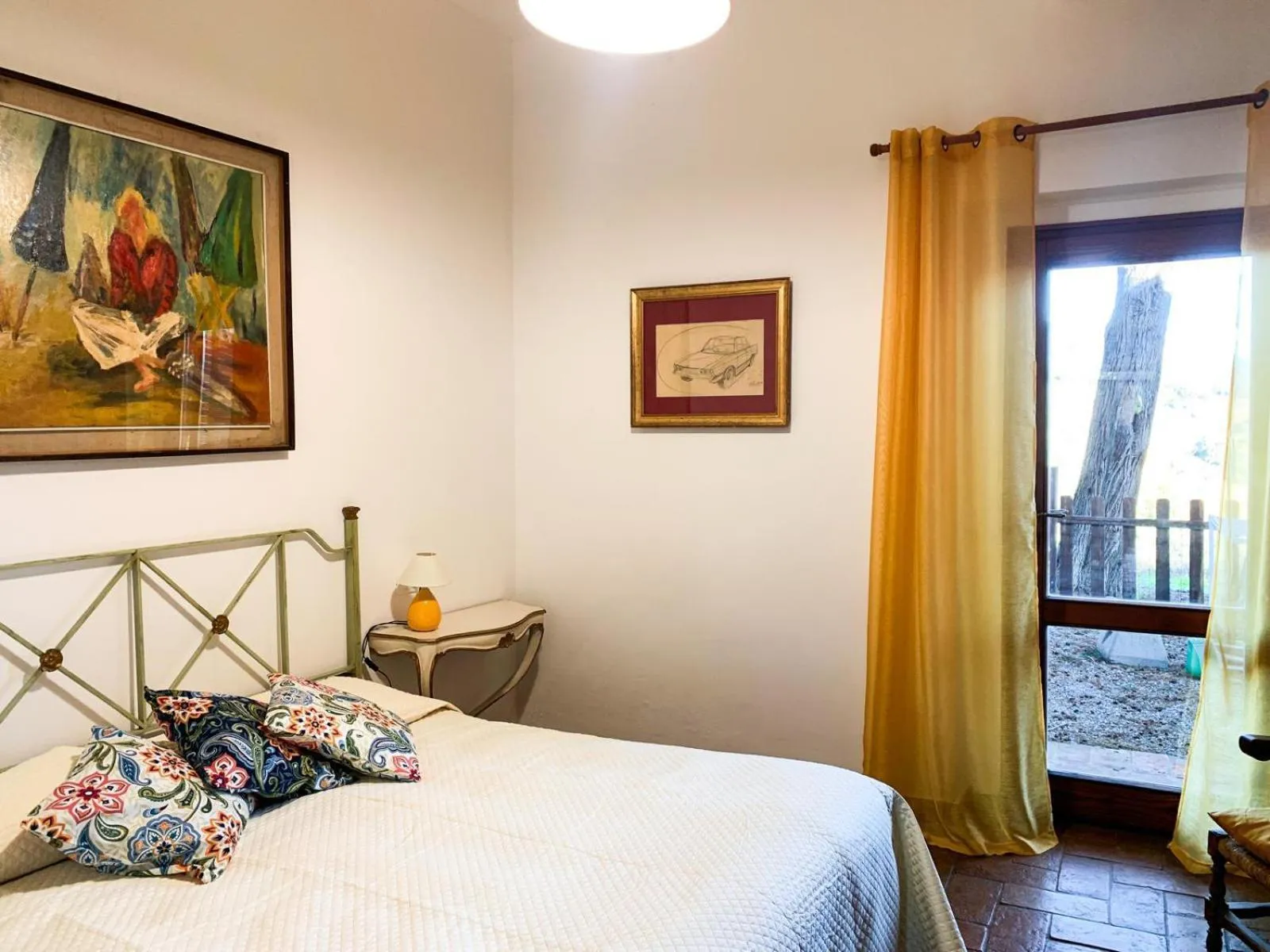 Bedroom, Bed in Dolce Vita