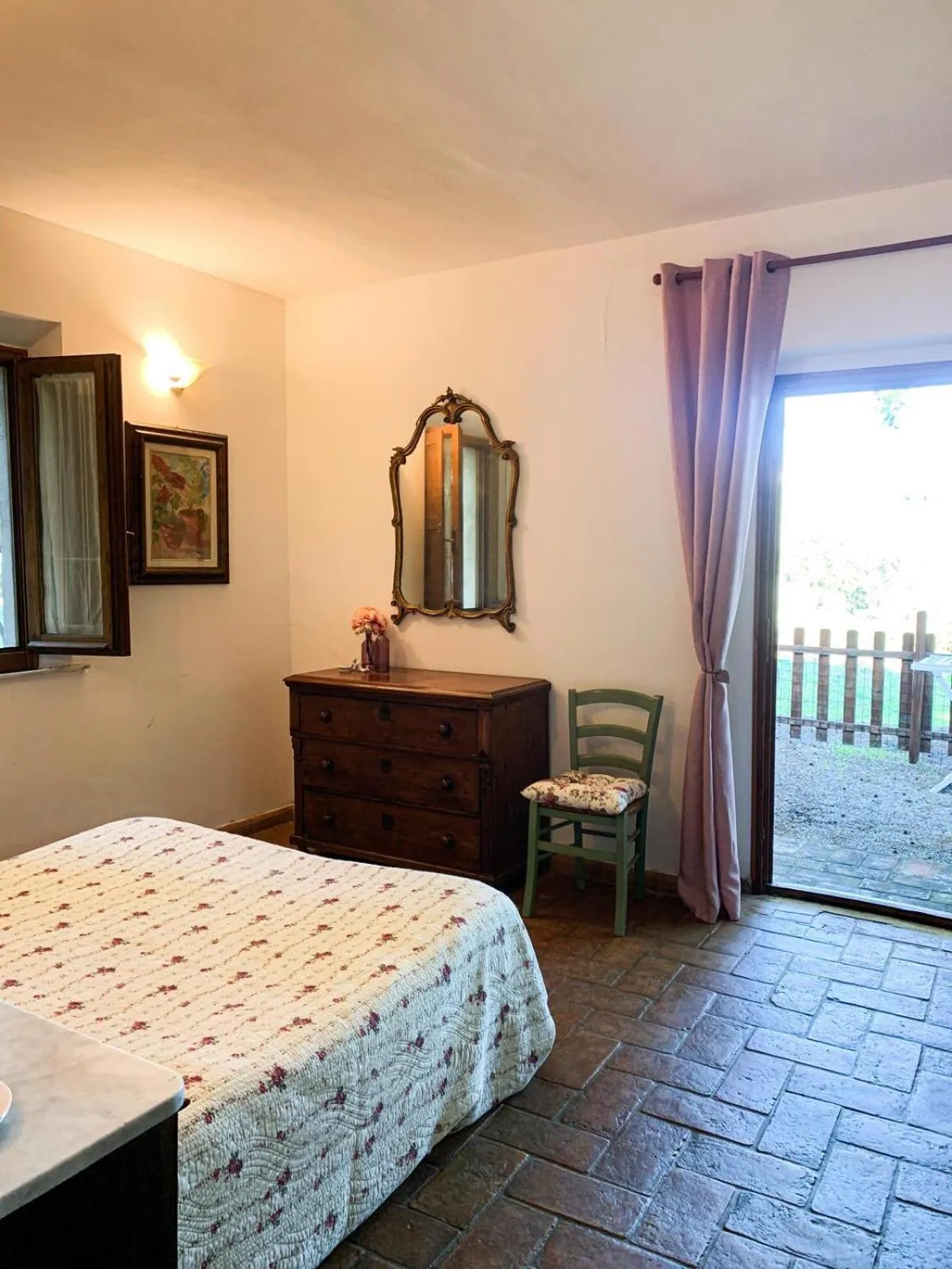 Bedroom, Bed in Dolce Vita