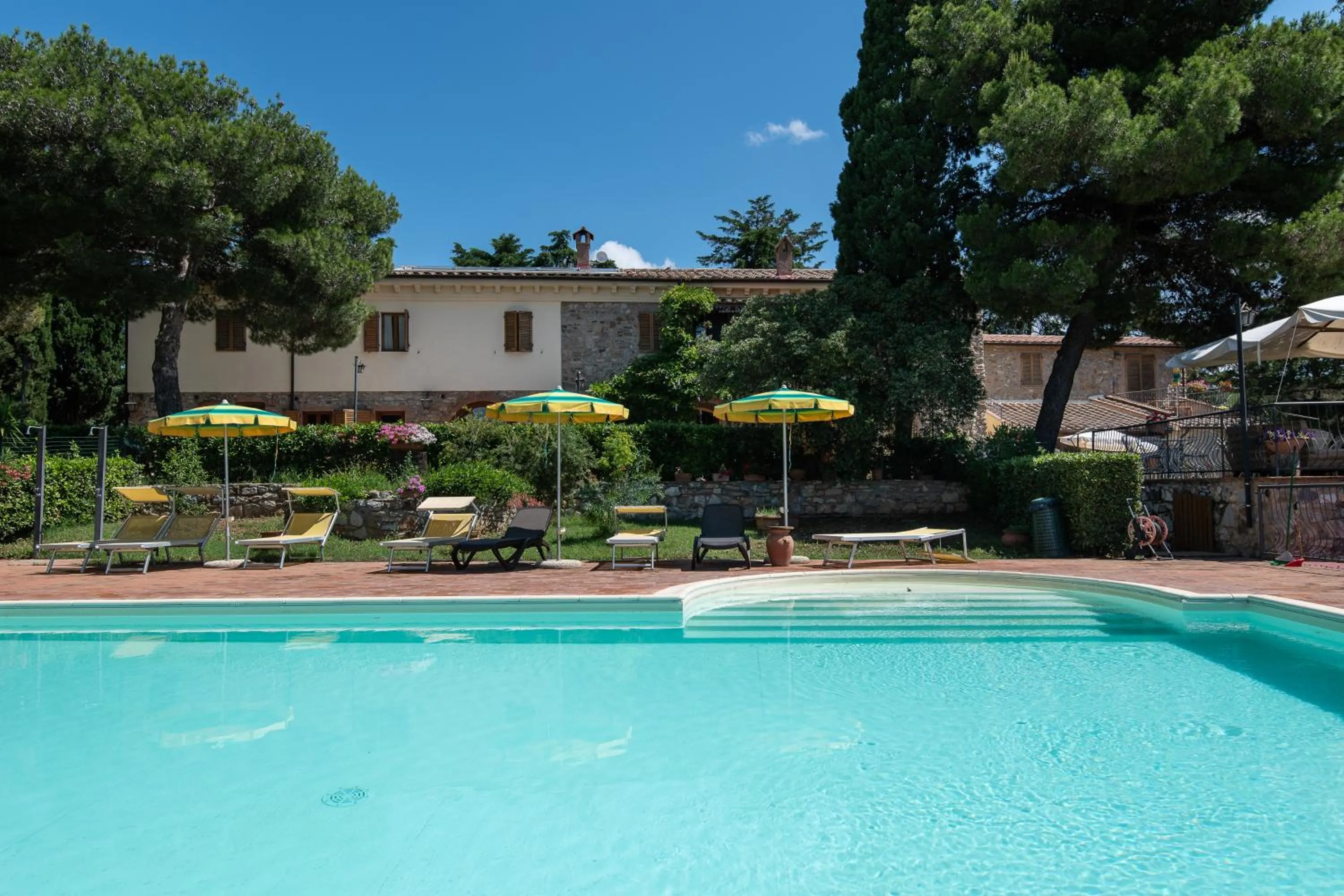 Facade/entrance in Dolce Vita