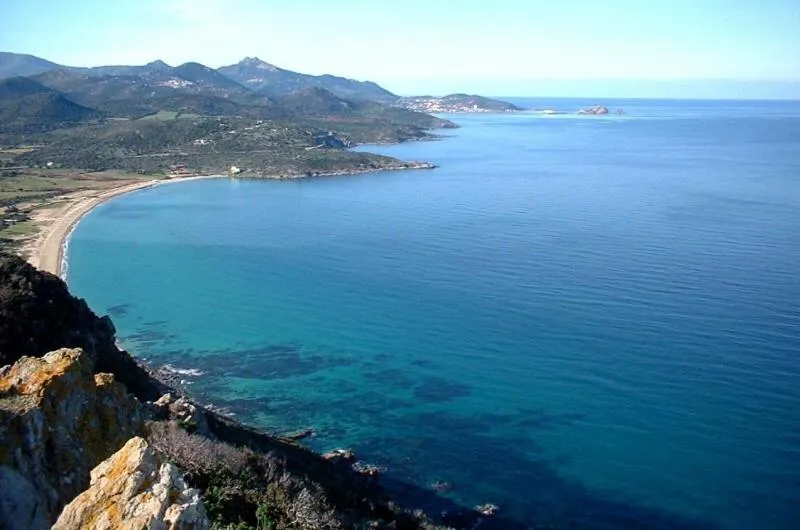 Day in L'Alivi di l'Osari