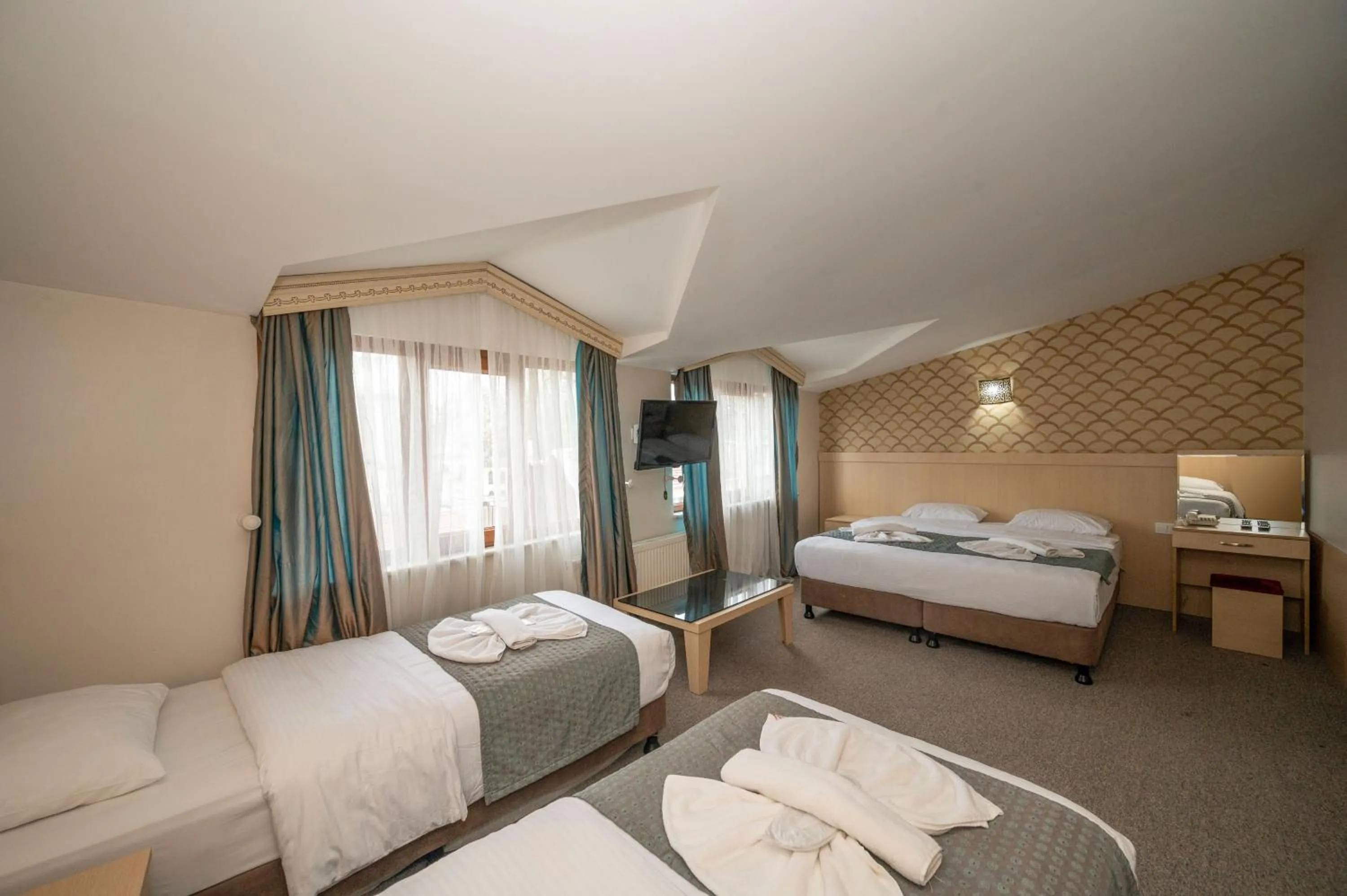 Photo of the whole room, Bed in Hotel Melita