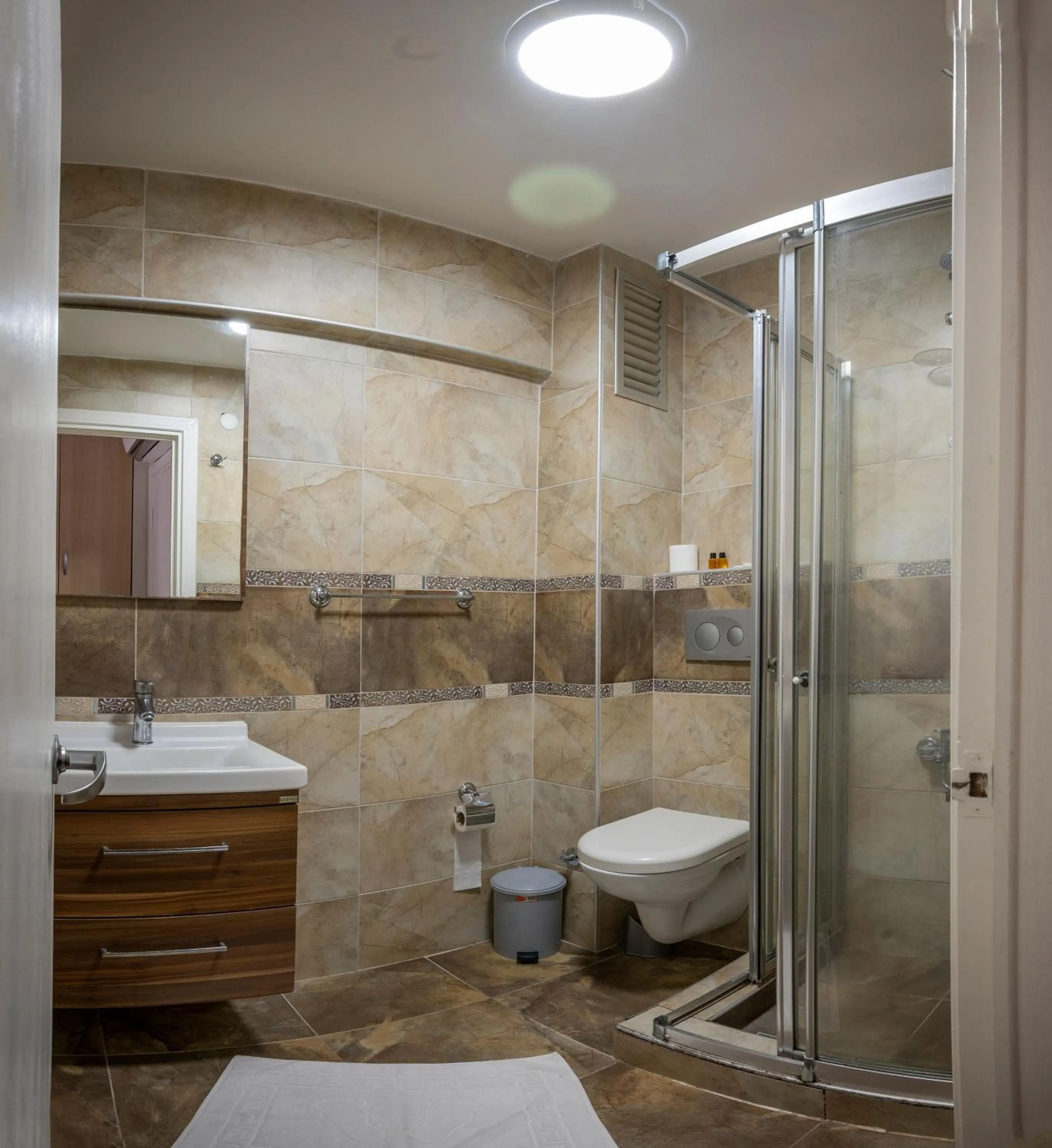 Bathroom in Hotel Melita