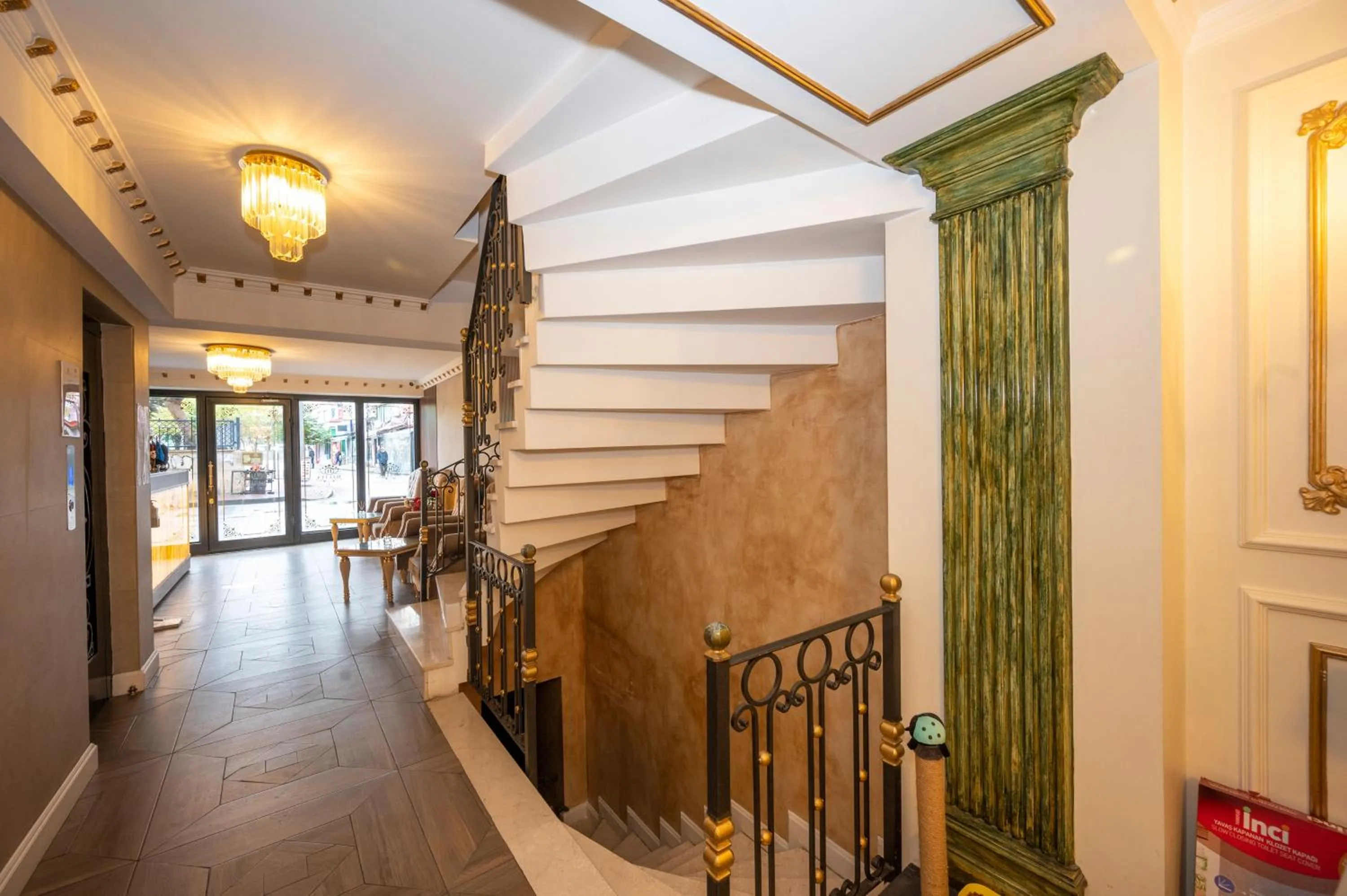 Lobby or reception in Hotel Melita