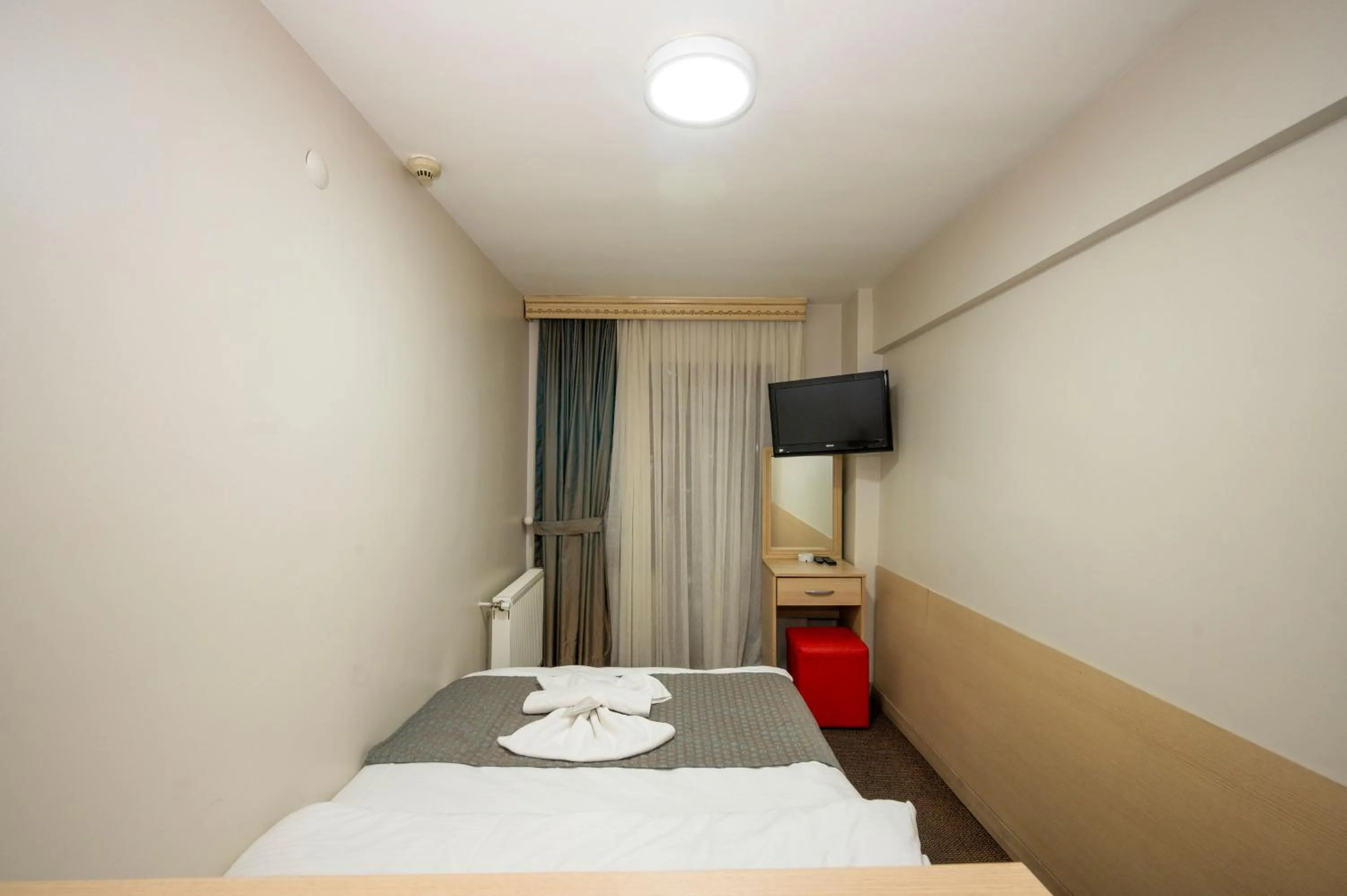 Photo of the whole room, Bed in Hotel Melita