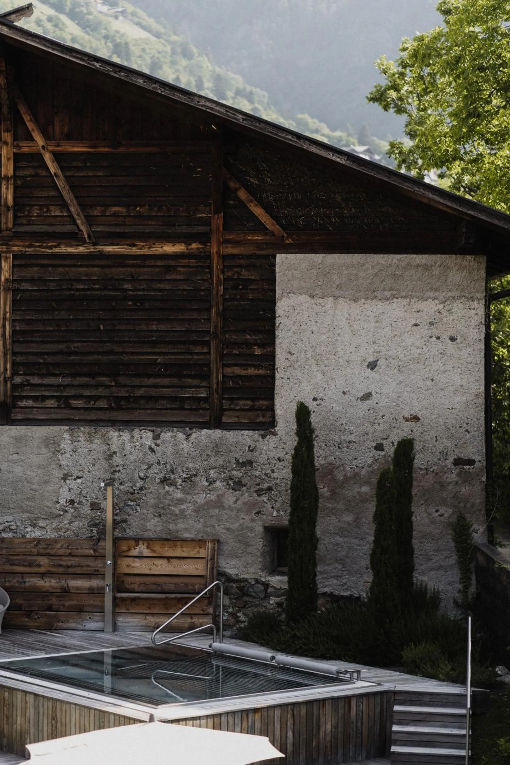 Hot Tub in Hotel Das Stachelburg