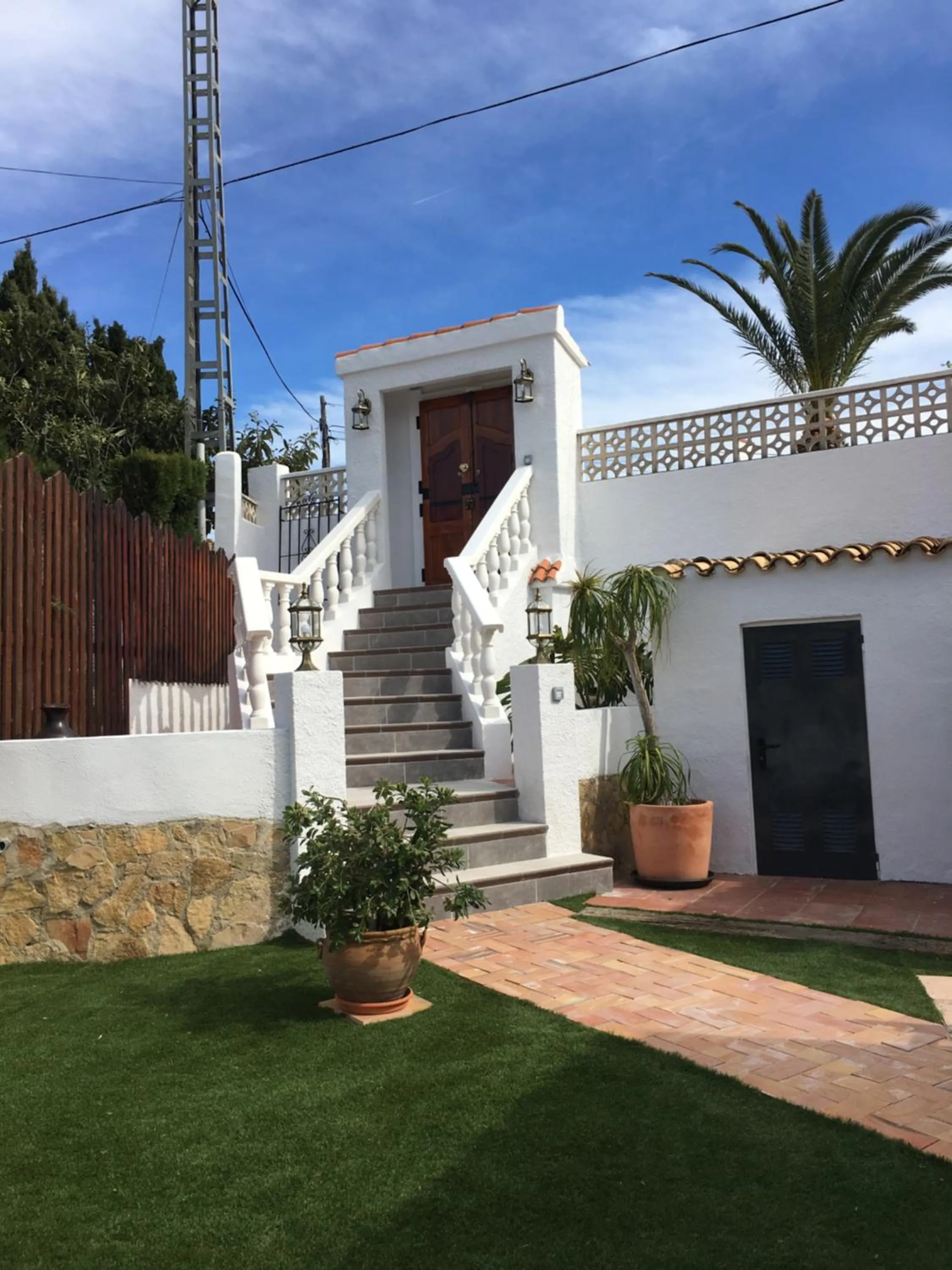 Facade/entrance in Casa tres coronas-Annexet