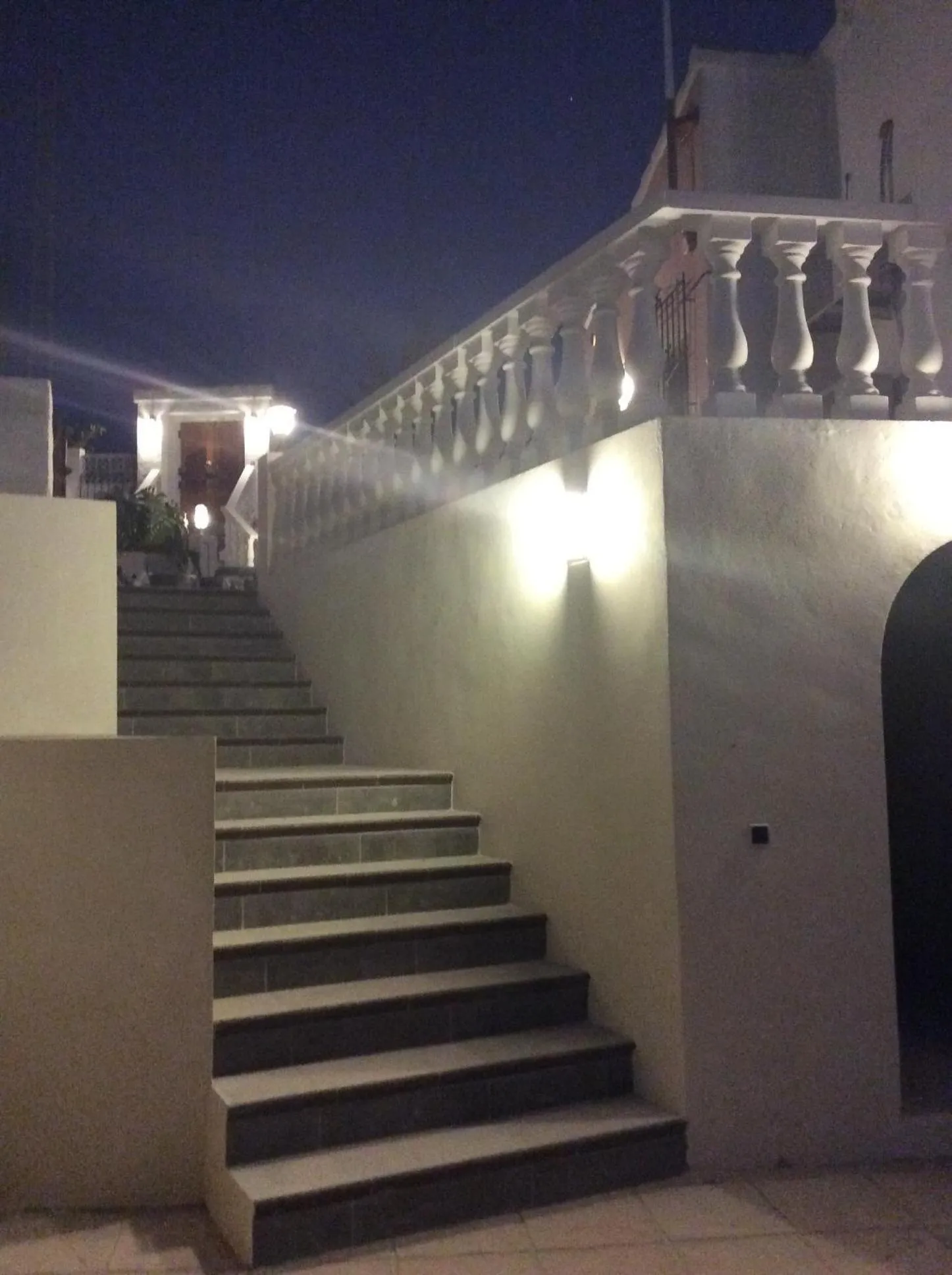 Facade/entrance in Casa tres coronas-Annexet