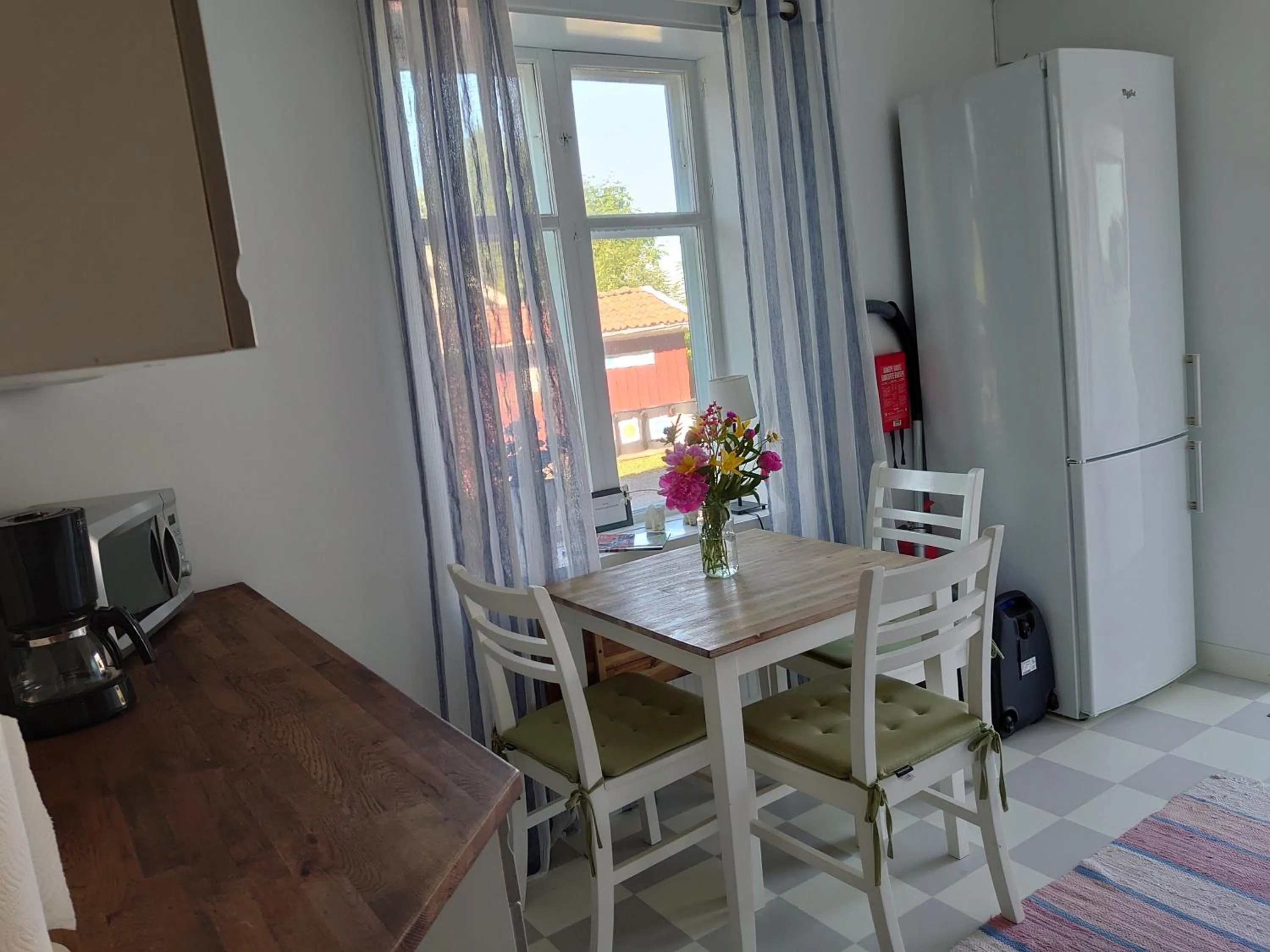 Dining area in Vandrarhemmet Tallbacka/Ängelsberg Hostel