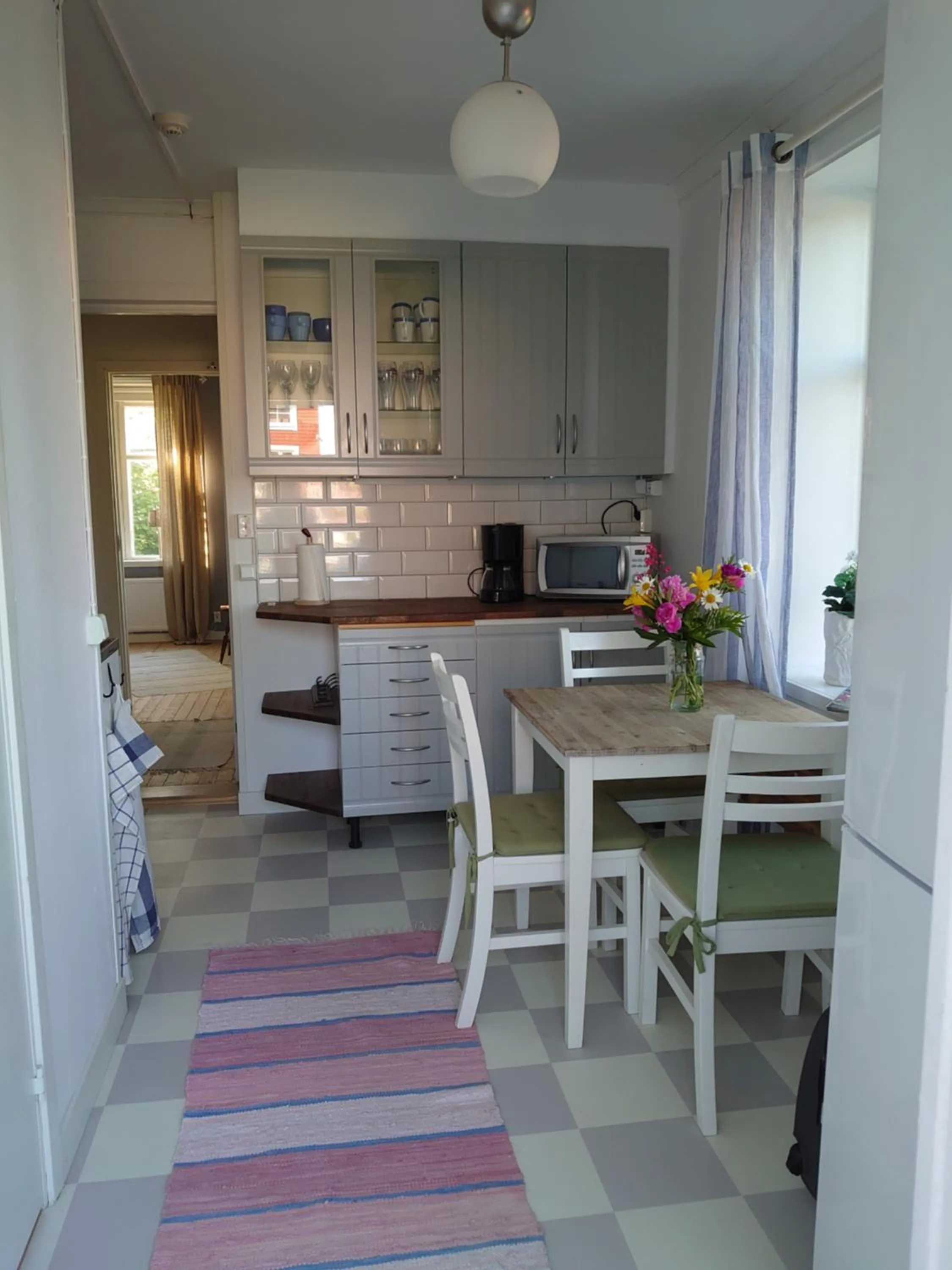 Facade/entrance in Vandrarhemmet Tallbacka/Ängelsberg Hostel