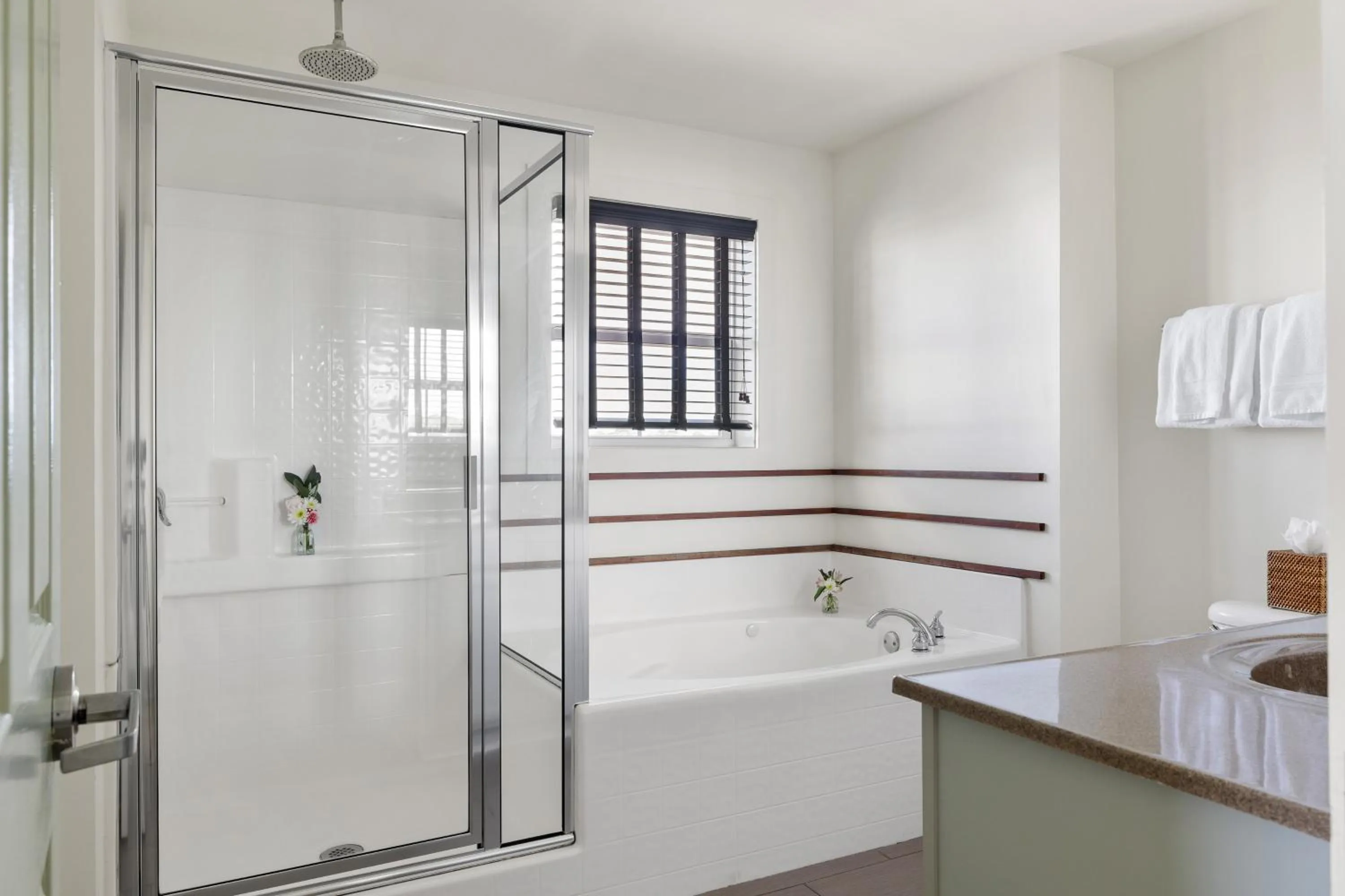 Bathroom in Regatta Inn - Adults Only