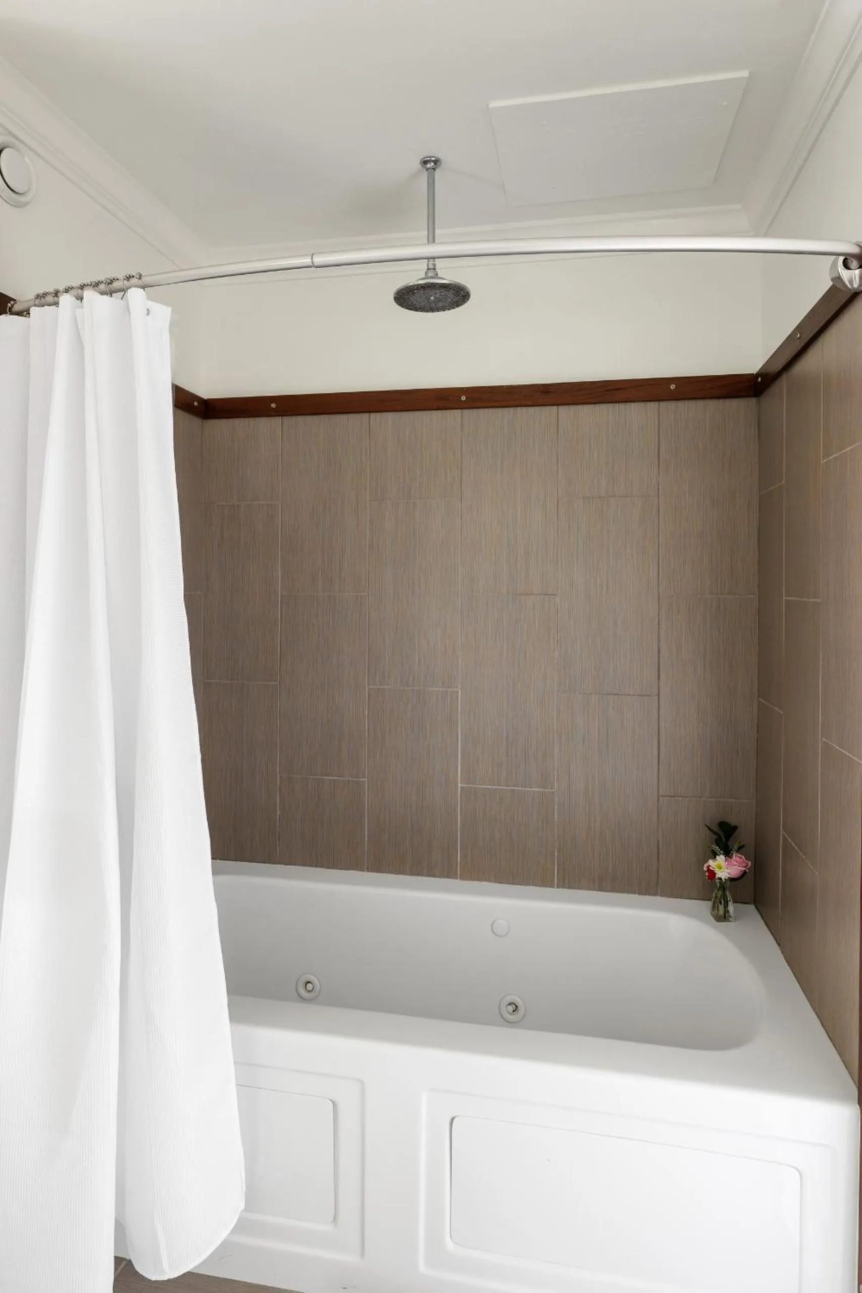 Bathroom in Regatta Inn - Adults Only