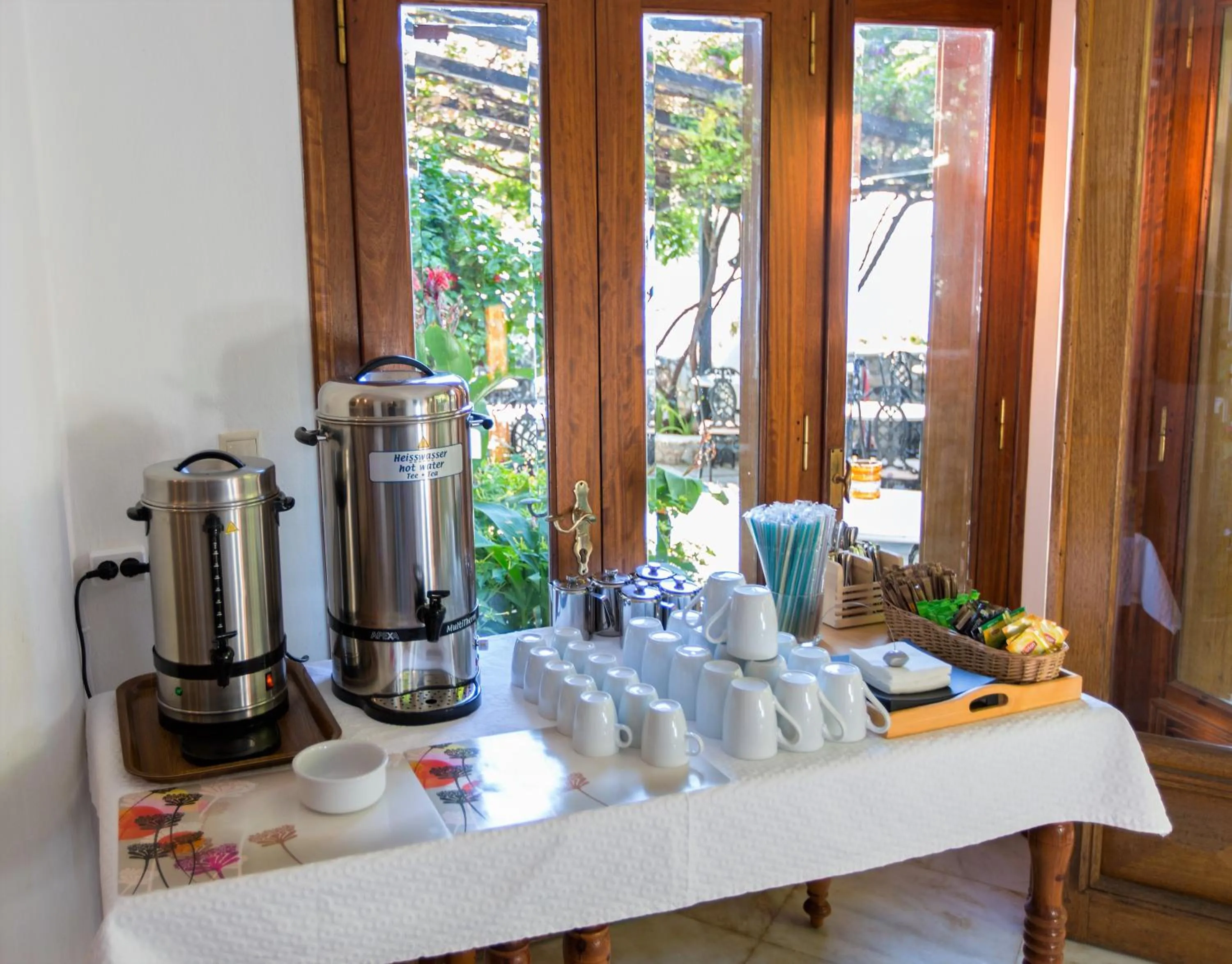 Buffet breakfast in Hotel Villa Orsa