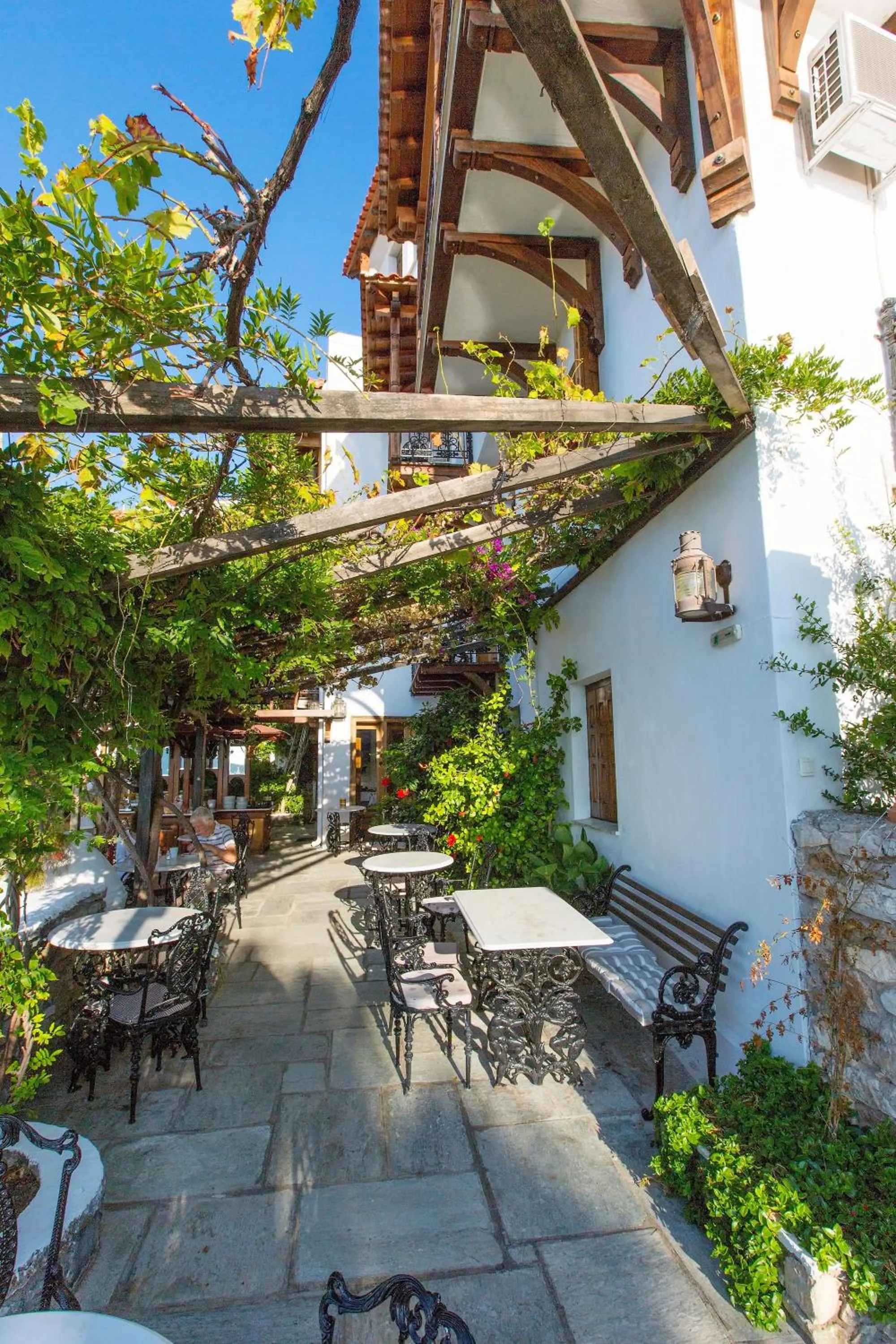 Property building in Hotel Villa Orsa