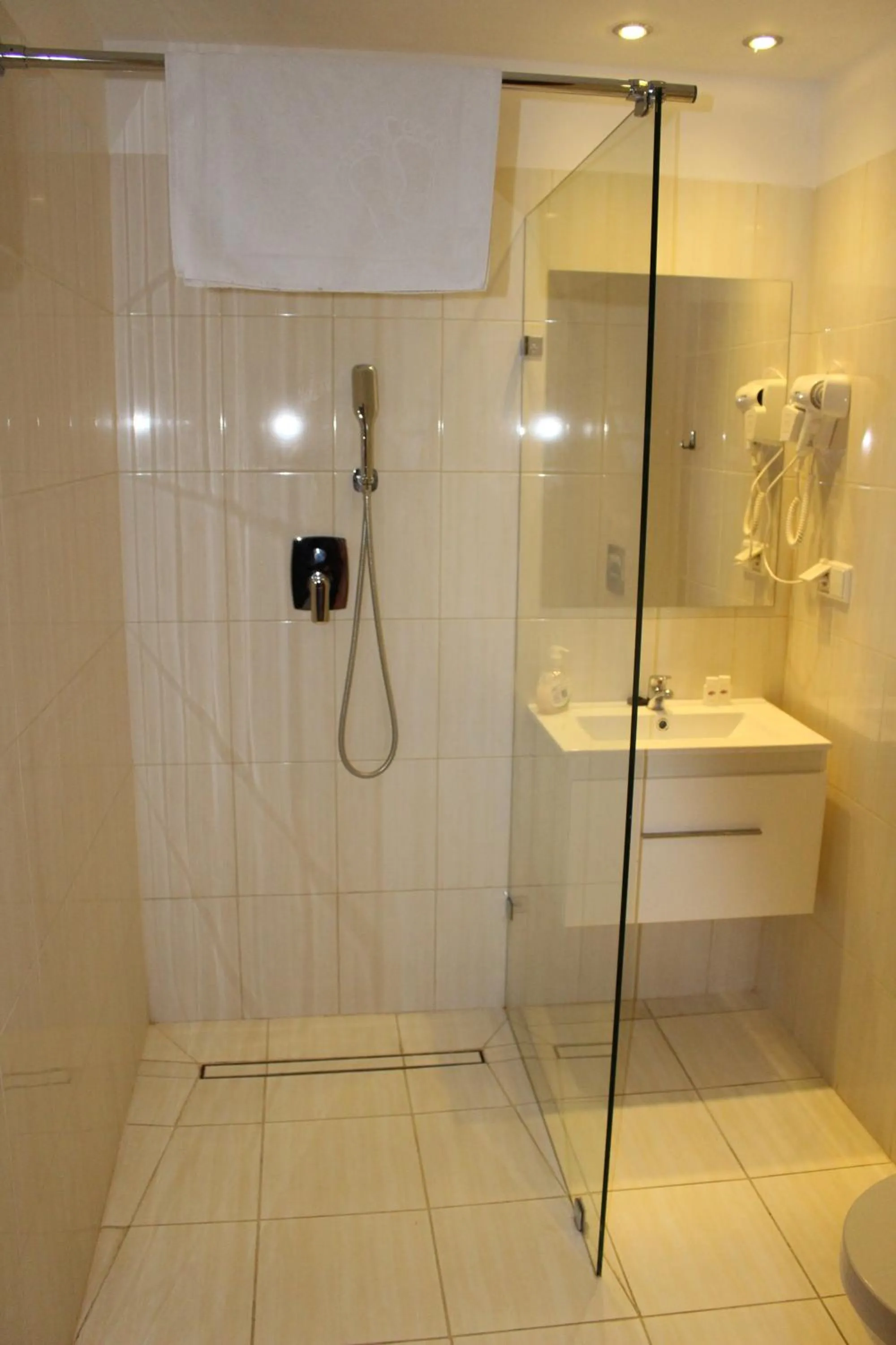 Bathroom in Hotel Relax