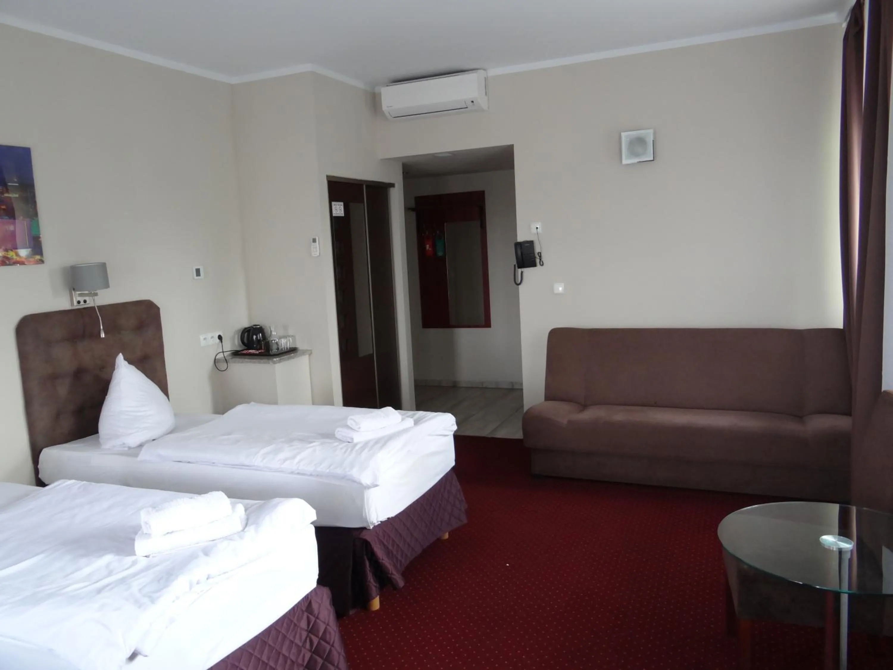 Photo of the whole room, Bed in Hotel Relax