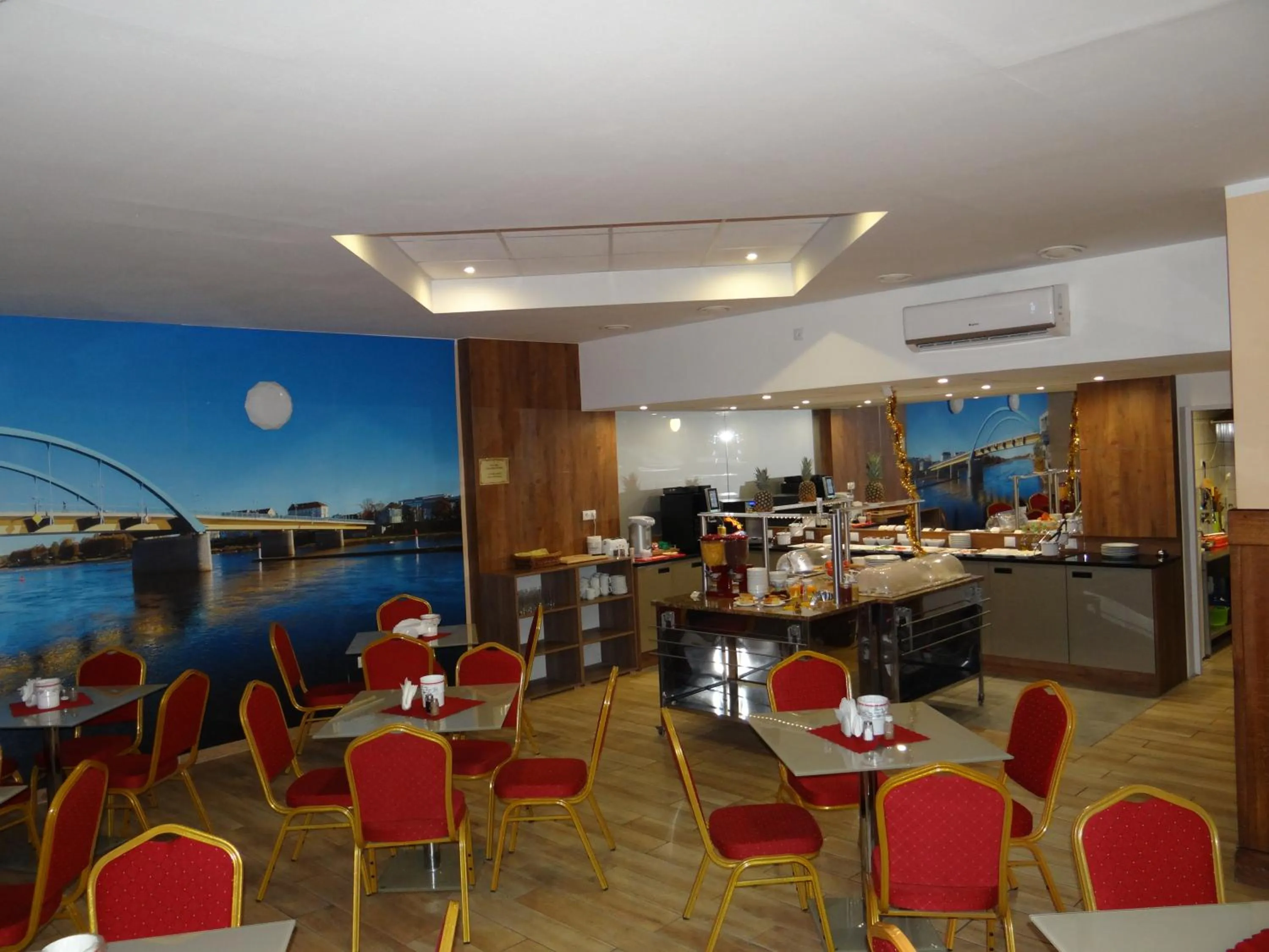 Breakfast in Hotel Relax