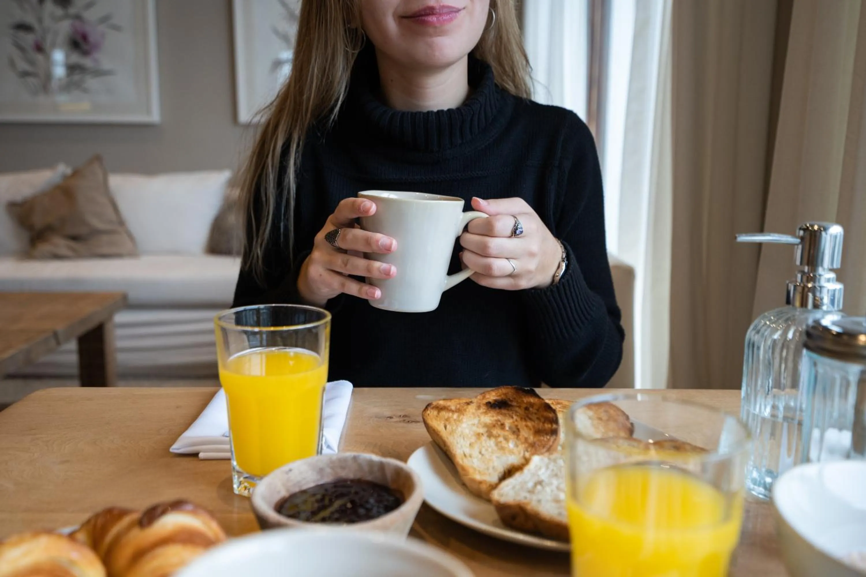 Continental breakfast in Tunqueley Hotel