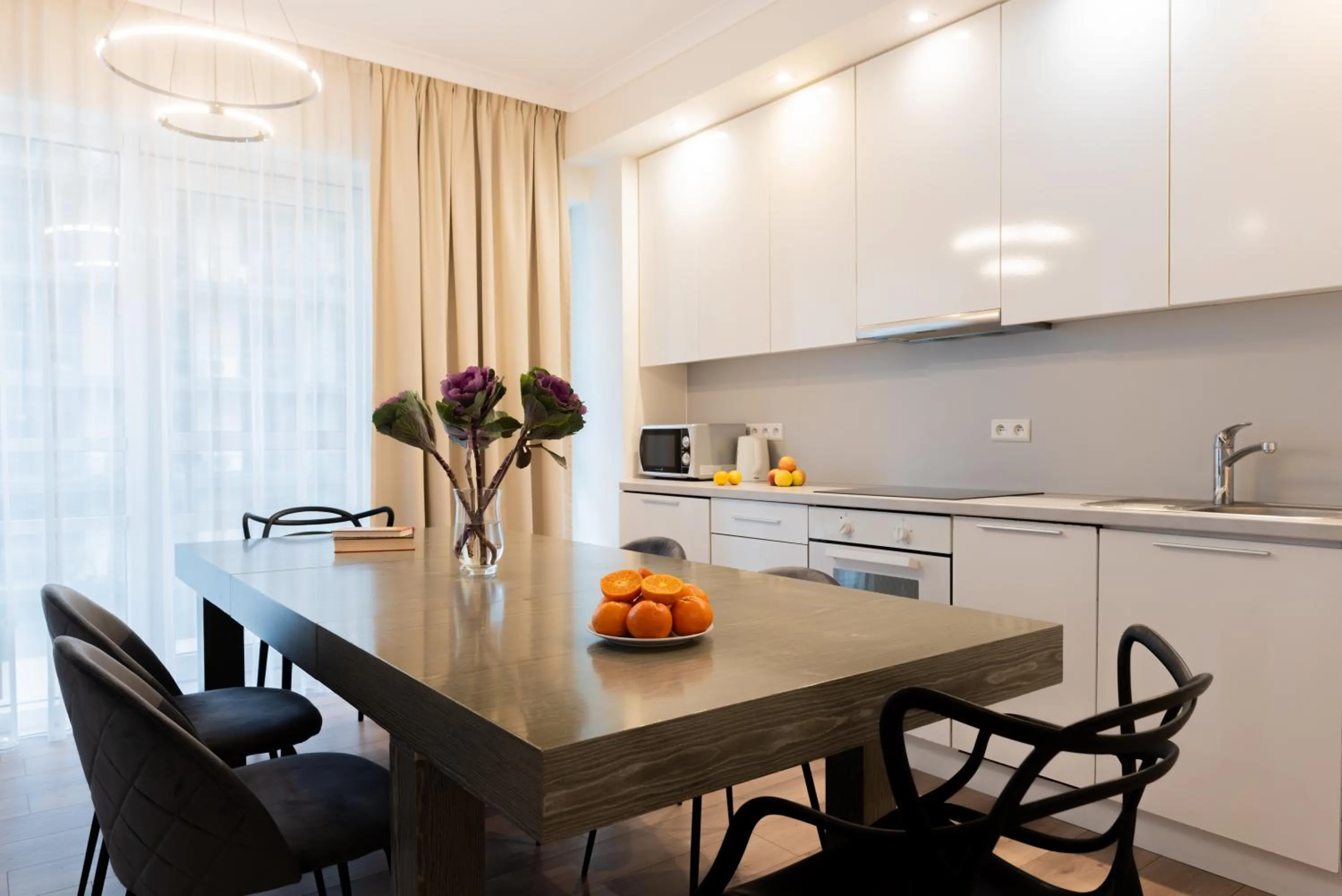 kitchen in Platinum Towers E-Apartments