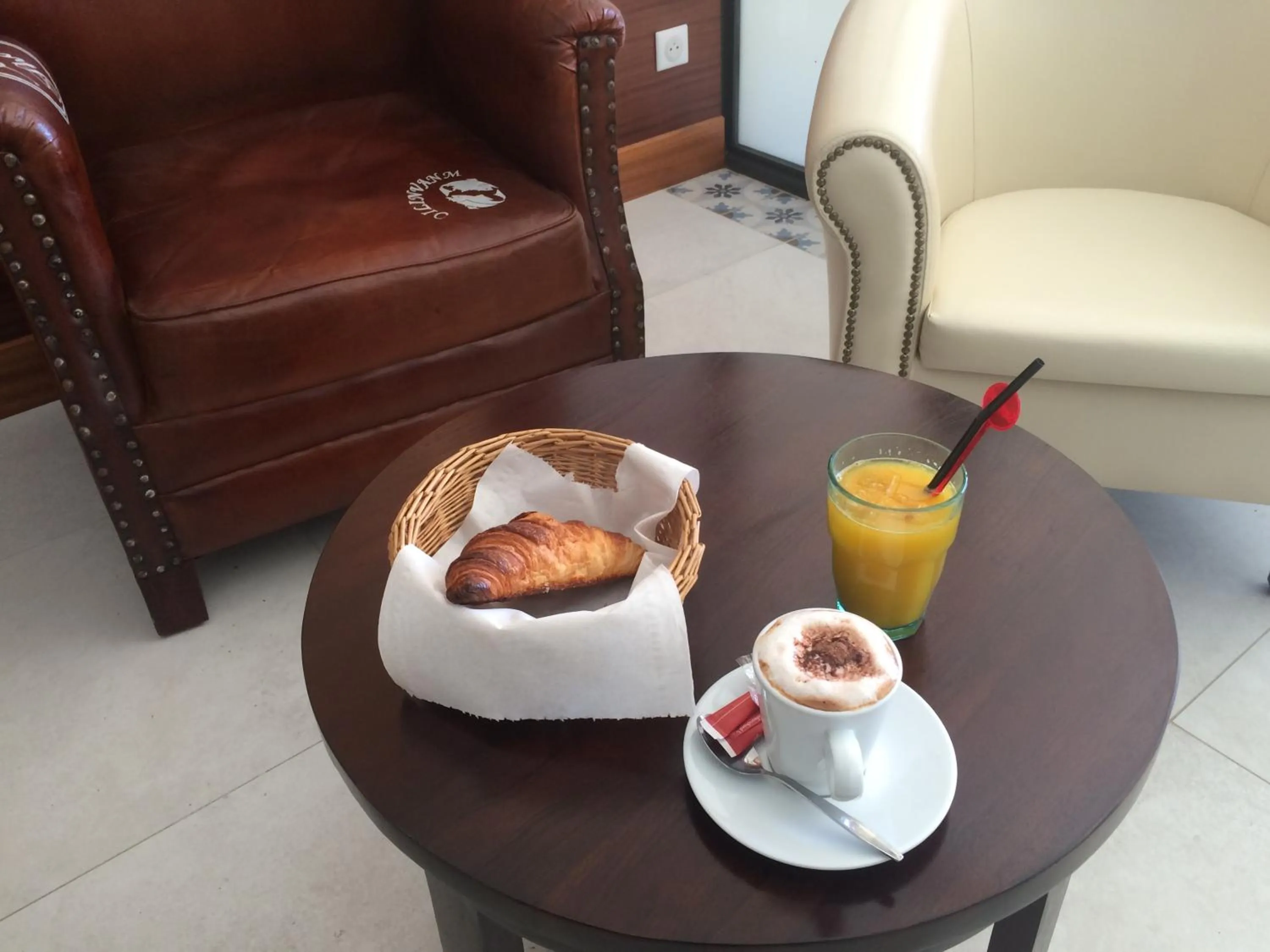 Meals in Hotel La Regence