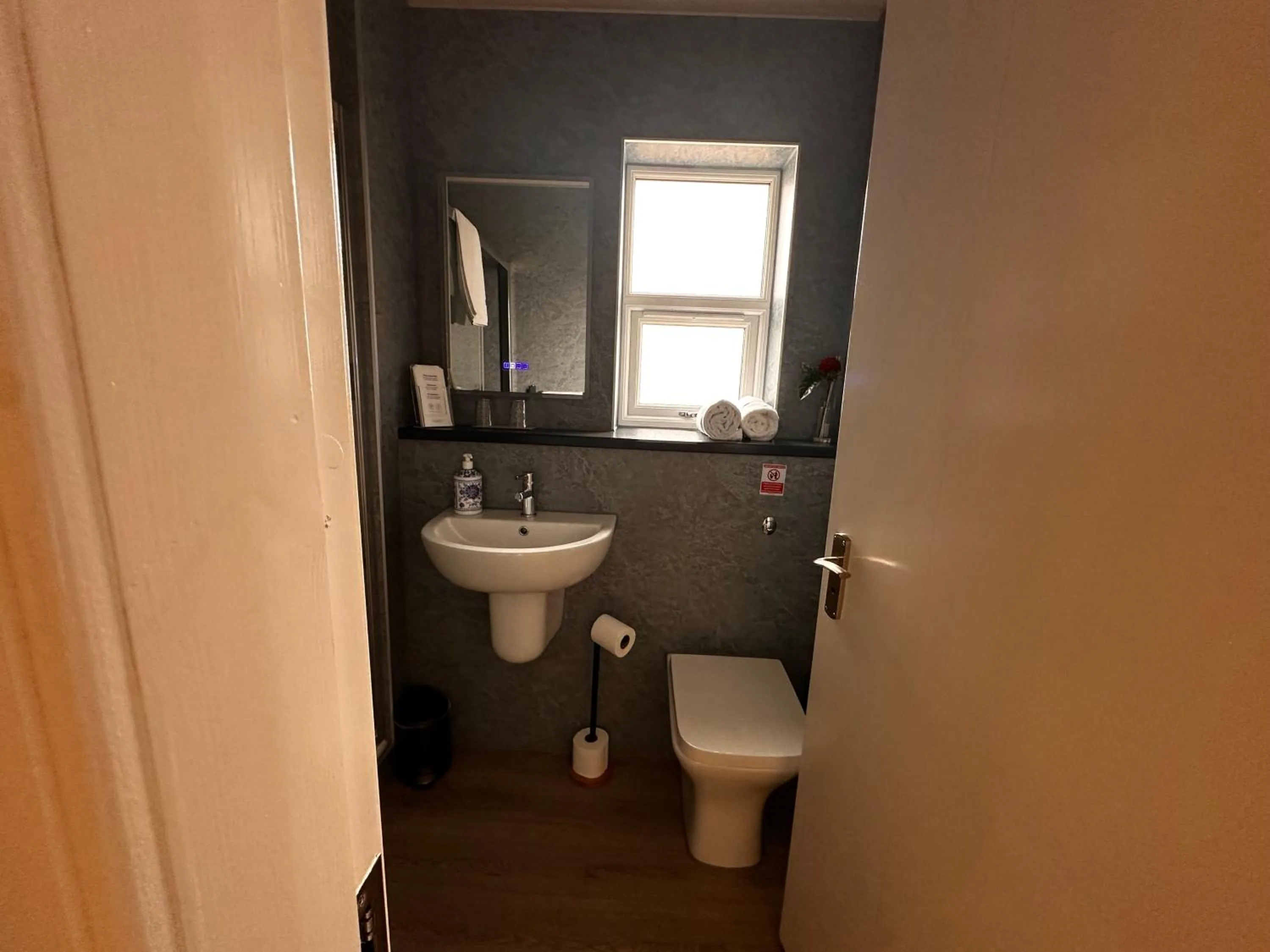 Aynetree Guest House