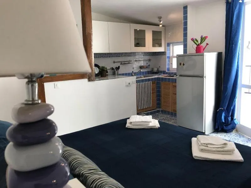 Kitchen or kitchenette in Vic e Vicariell