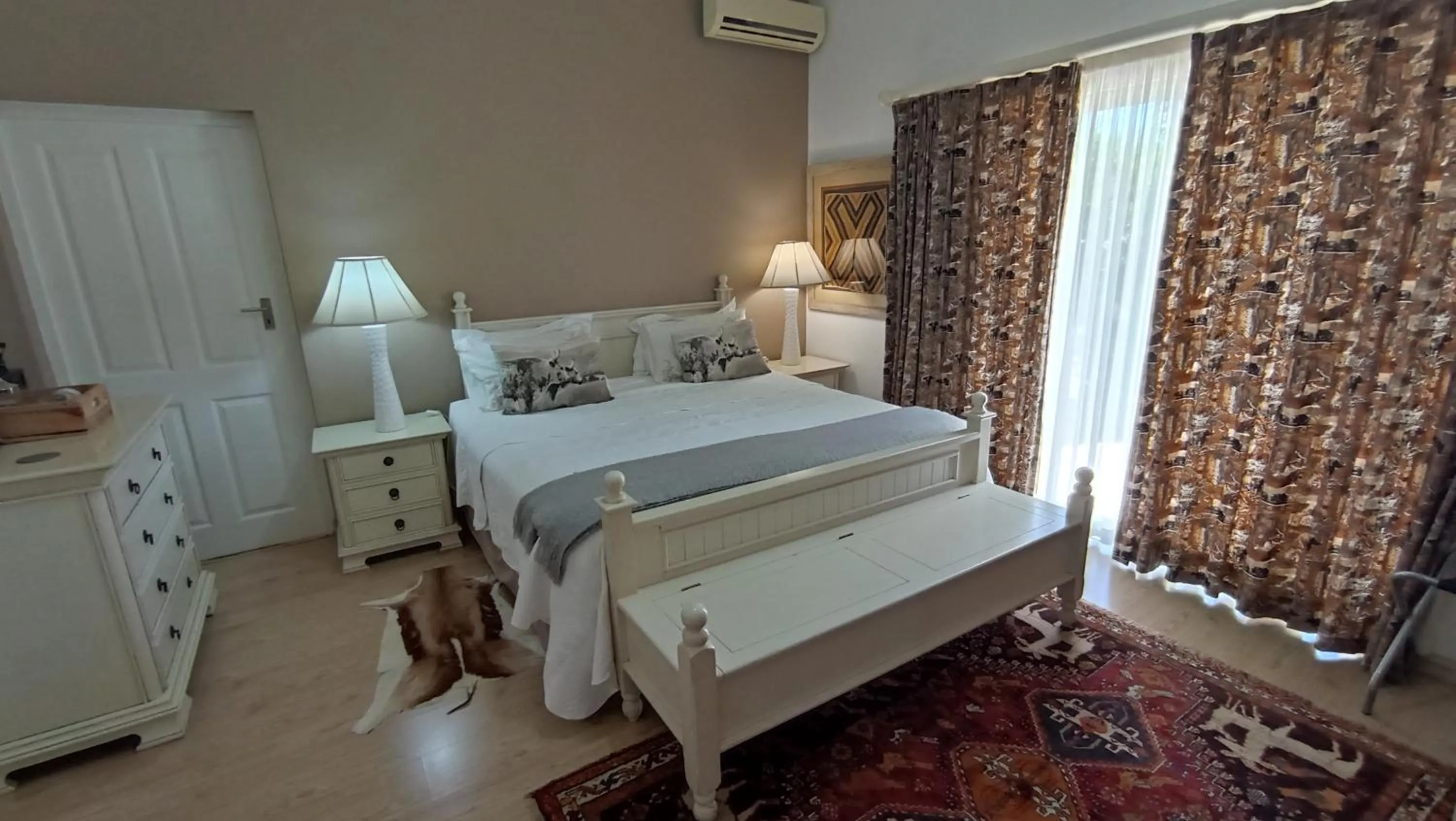 Bedroom in Alba House Guest House