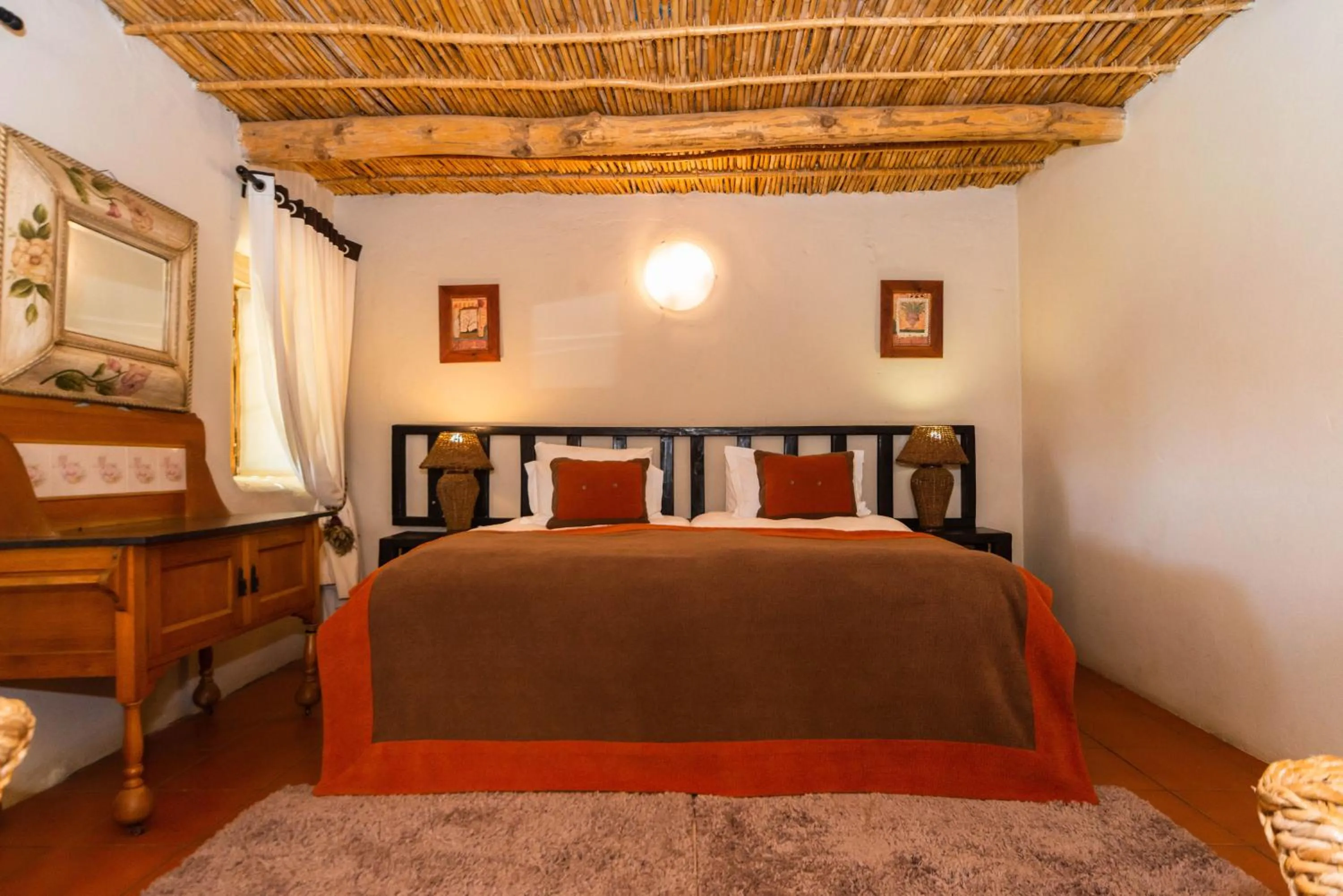 Bed in Melkboomsdrift Guest House & Conference Centre