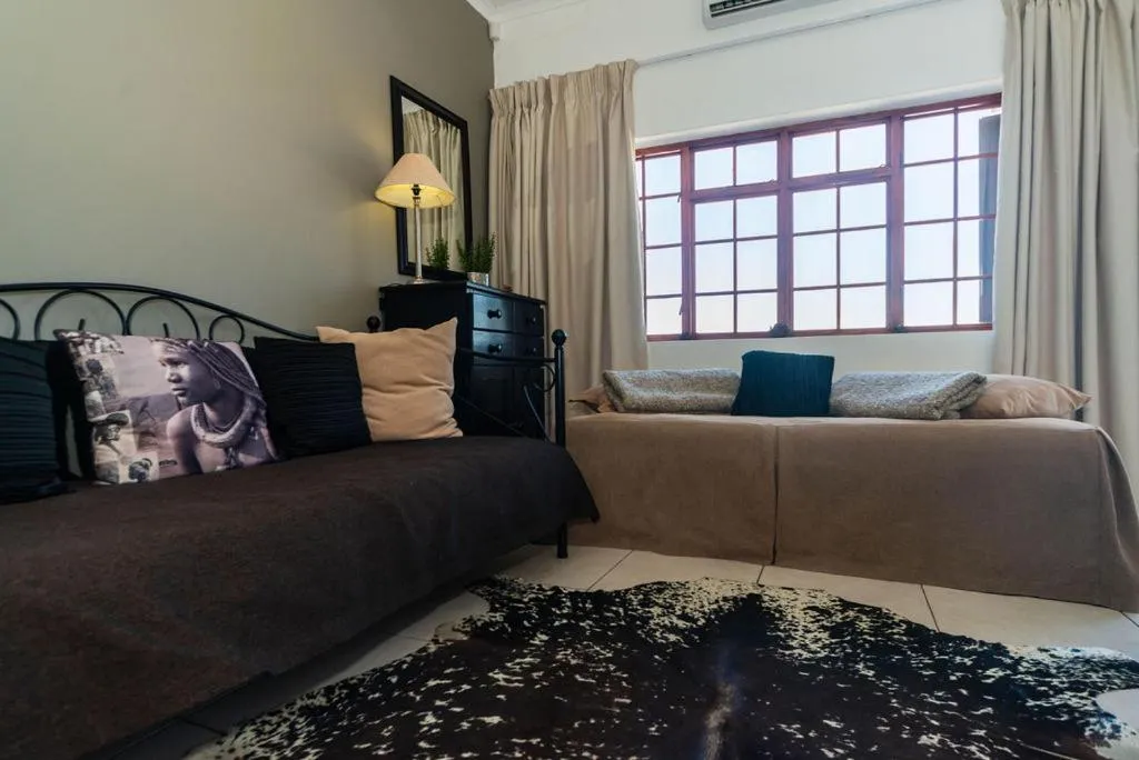 Bed in Melkboomsdrift Guest House & Conference Centre