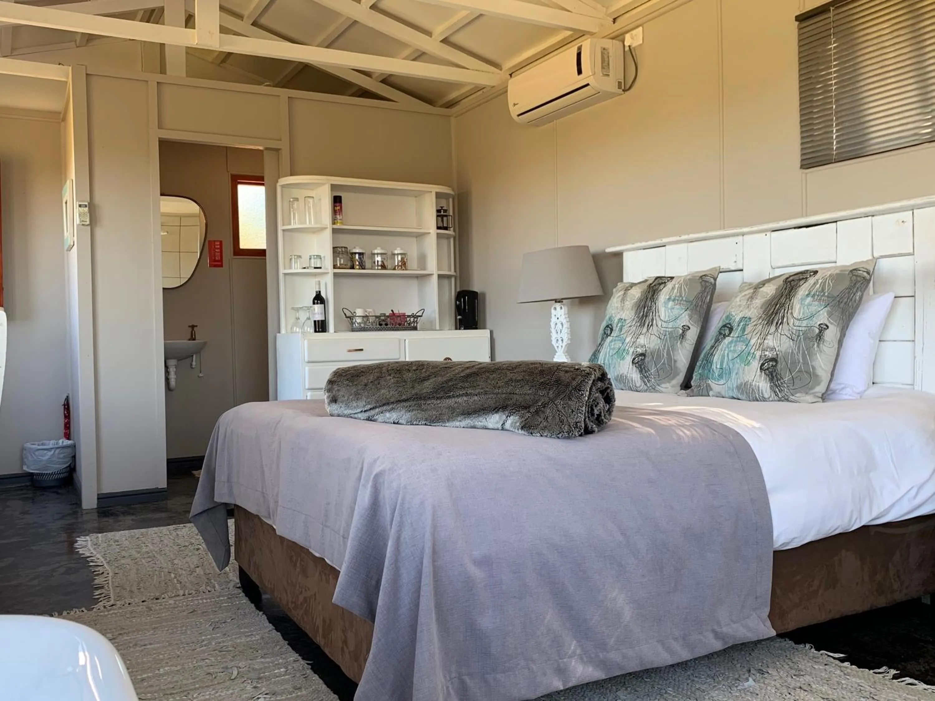 Bed in Melkboomsdrift Guest House & Conference Centre