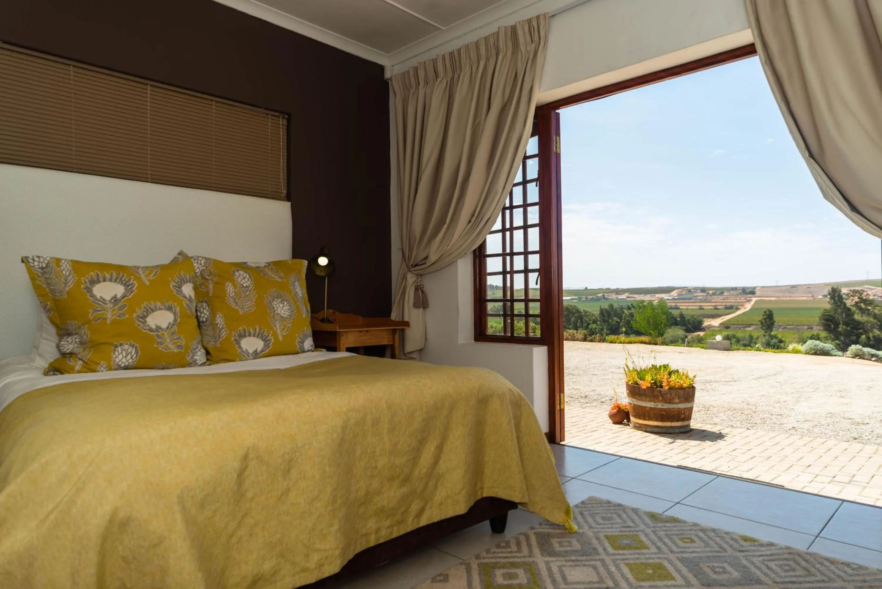 Bed in Melkboomsdrift Guest House & Conference Centre