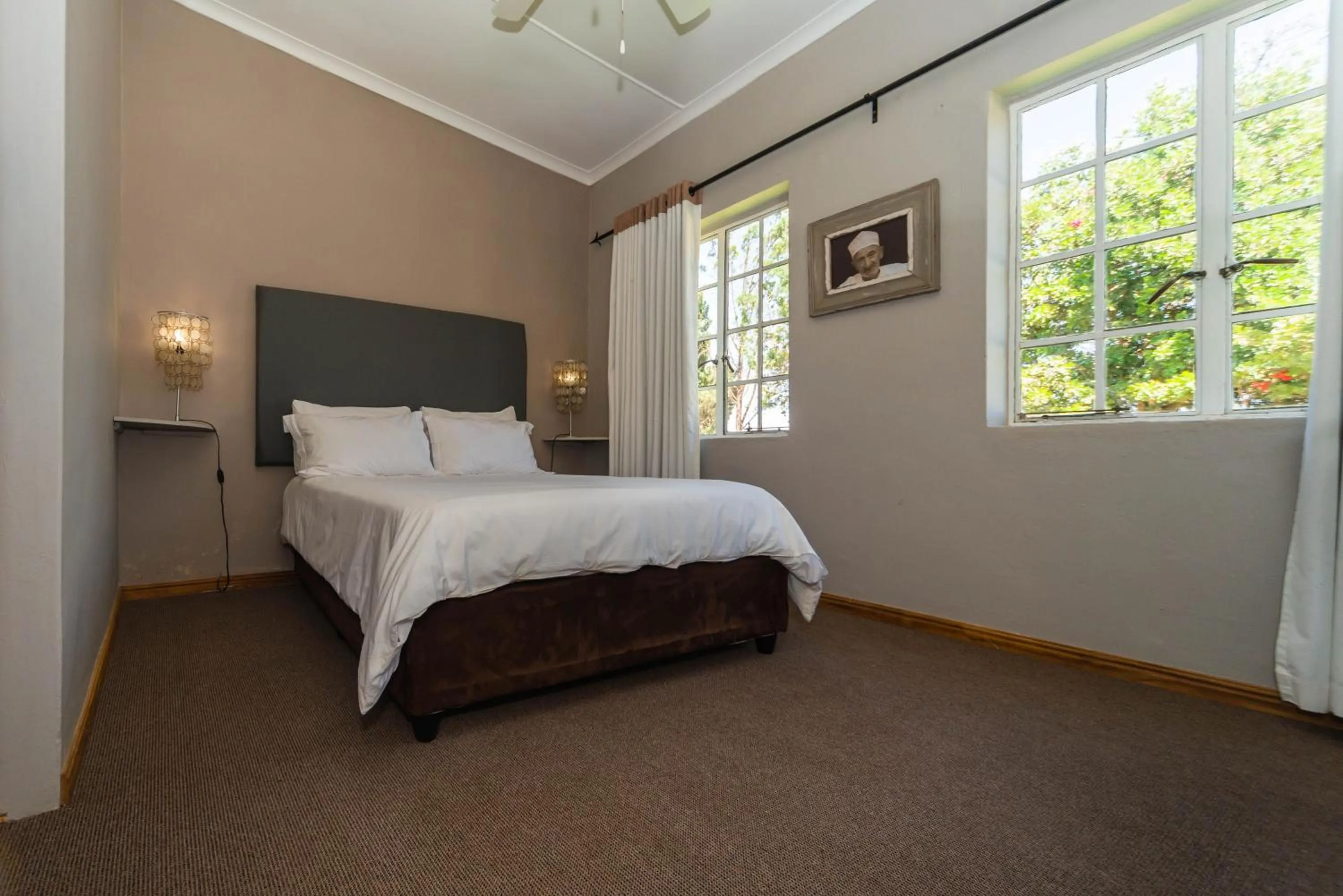 Bed in Melkboomsdrift Guest House & Conference Centre