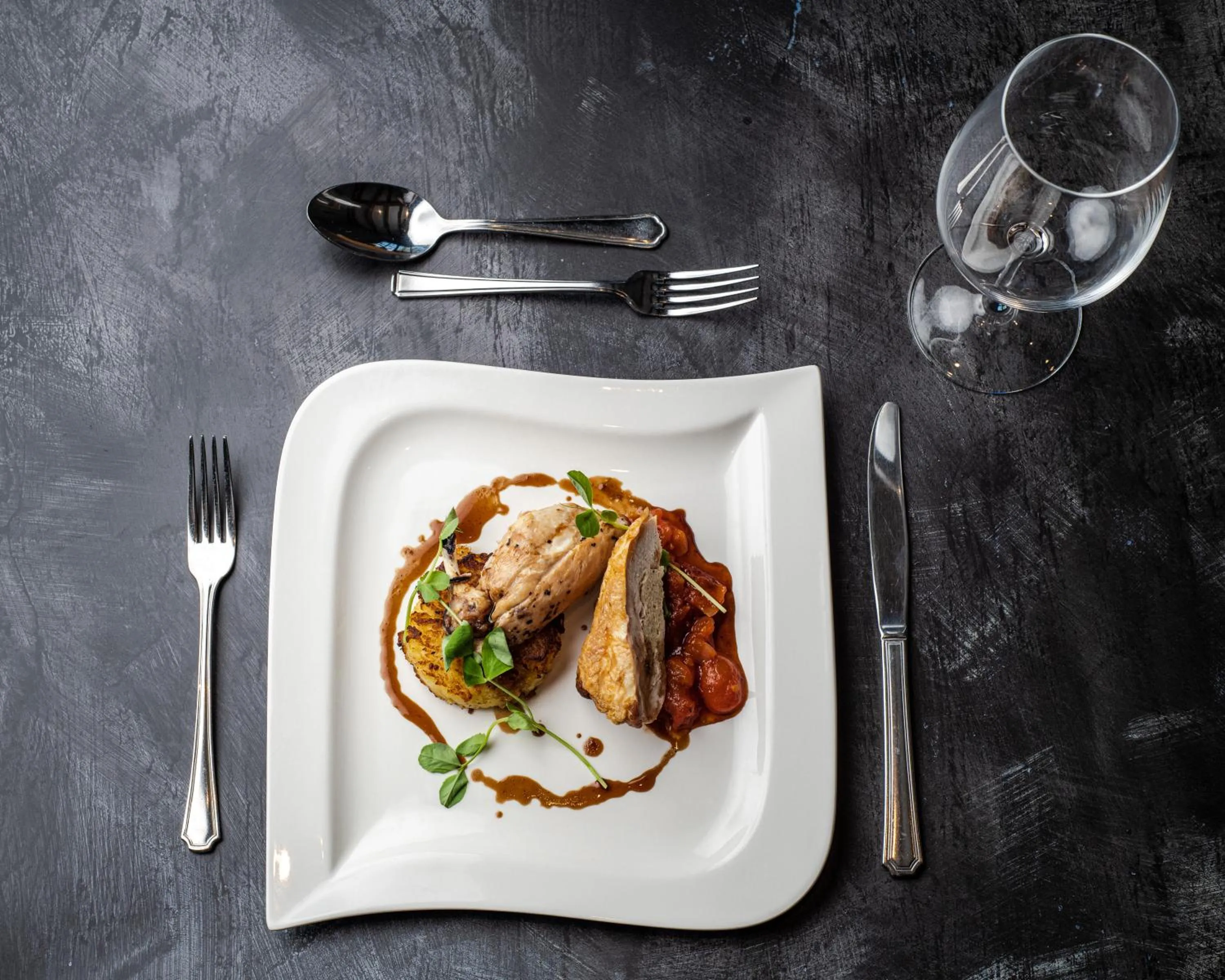 Restaurant/places to eat in Random Hall