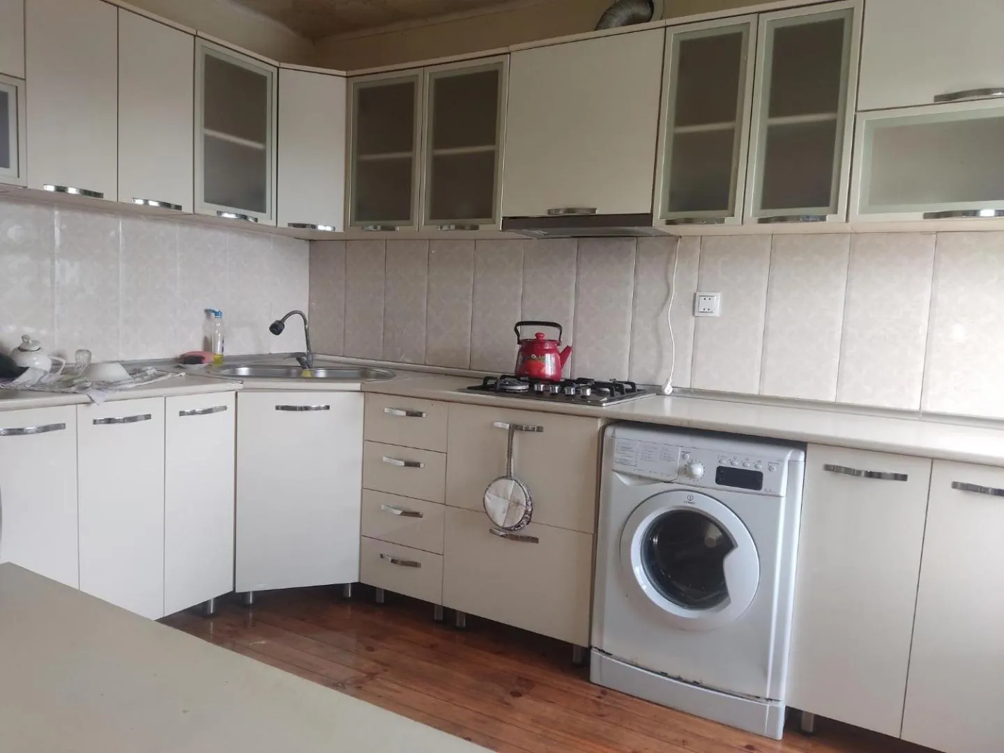 Kitchen or kitchenette in Kriyus