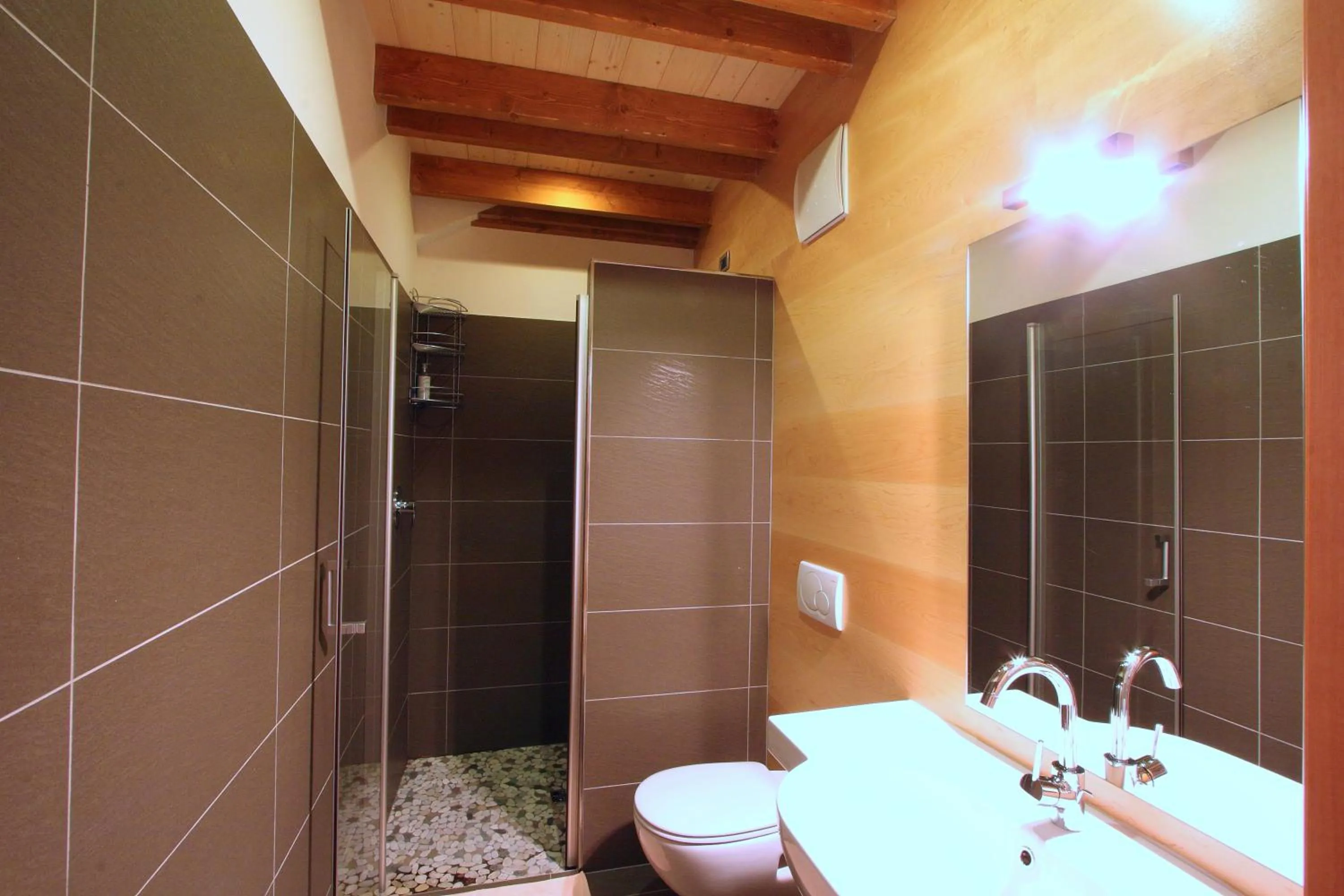 Bathroom in Affittacamere Alle Trote