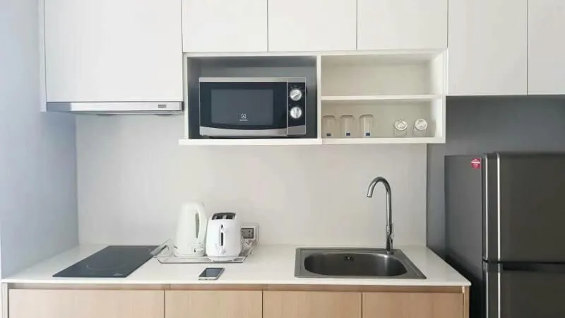 Kitchen or kitchenette in Veranda Residence Pattaya by IN
