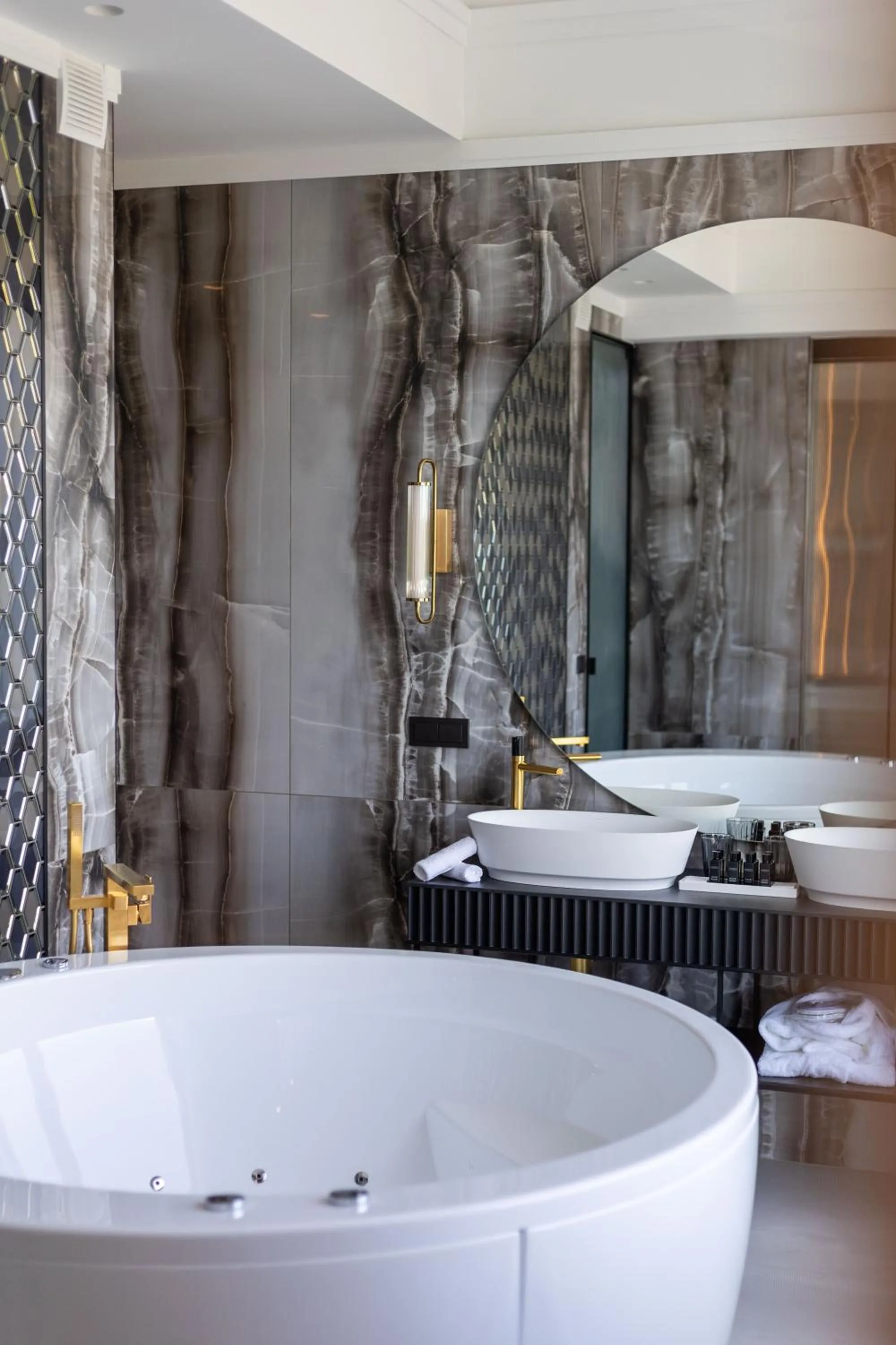 Hot Tub in Baltic Beach Hotel & SPA