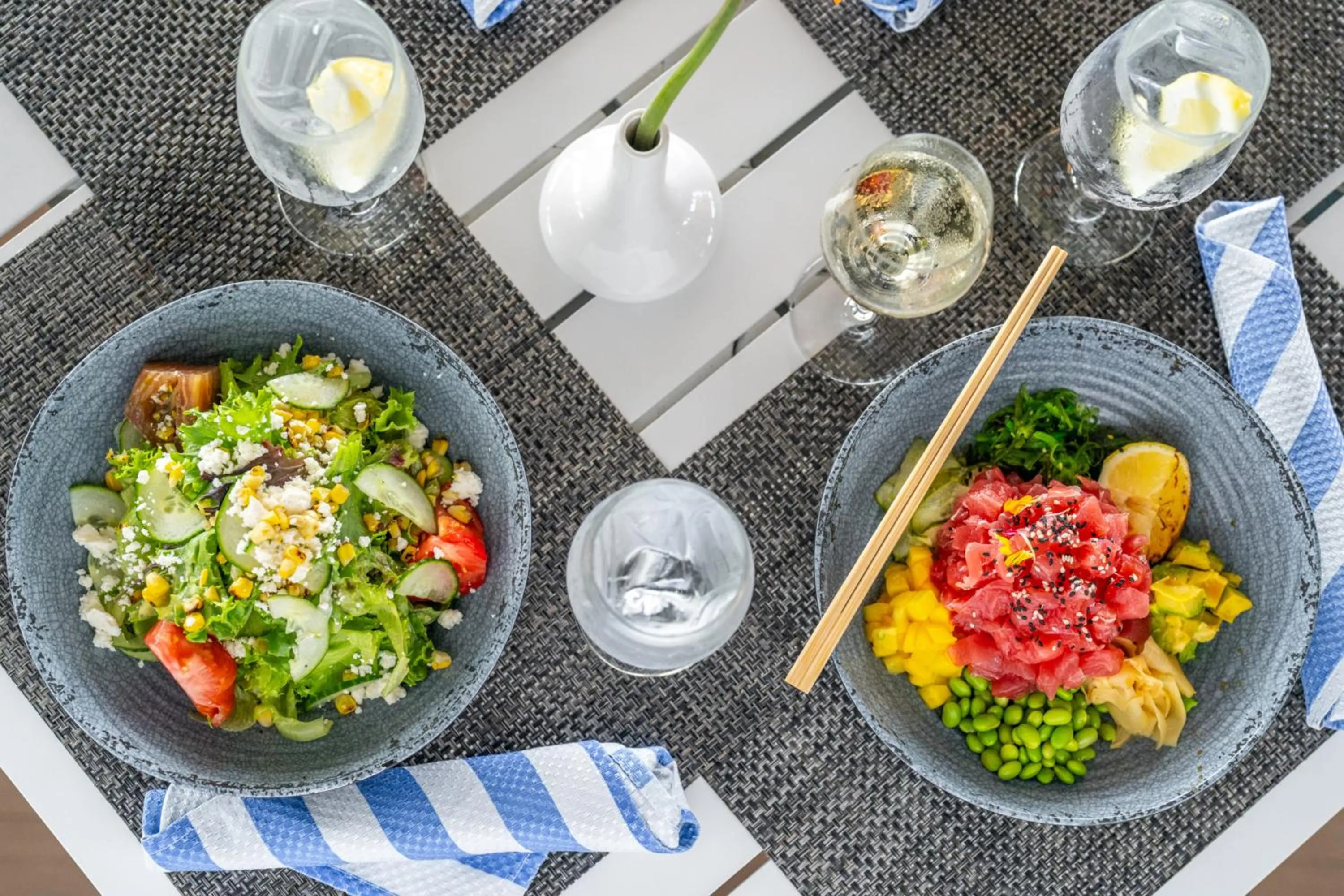 Food and drinks in Wequassett Resort and Golf Club