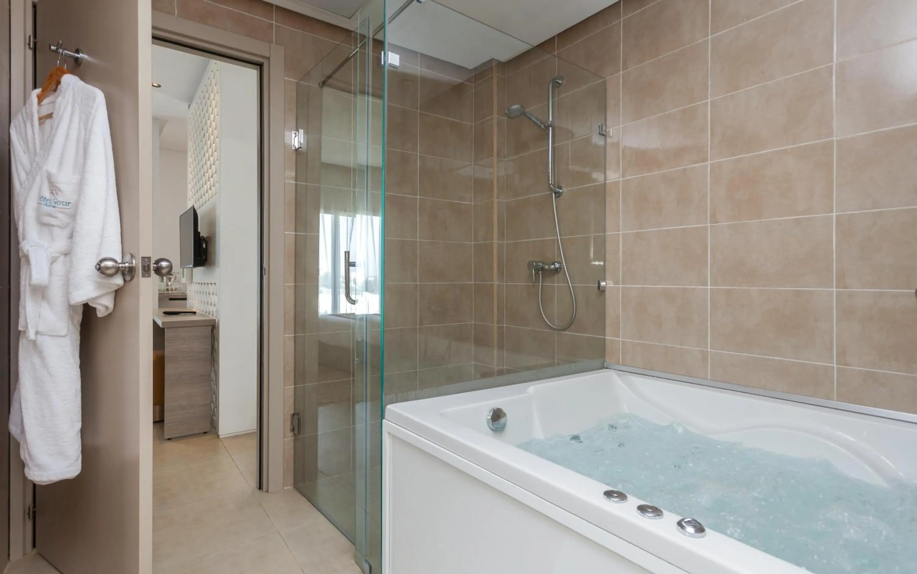 Bathroom in Hotel Nour Congress & Resort