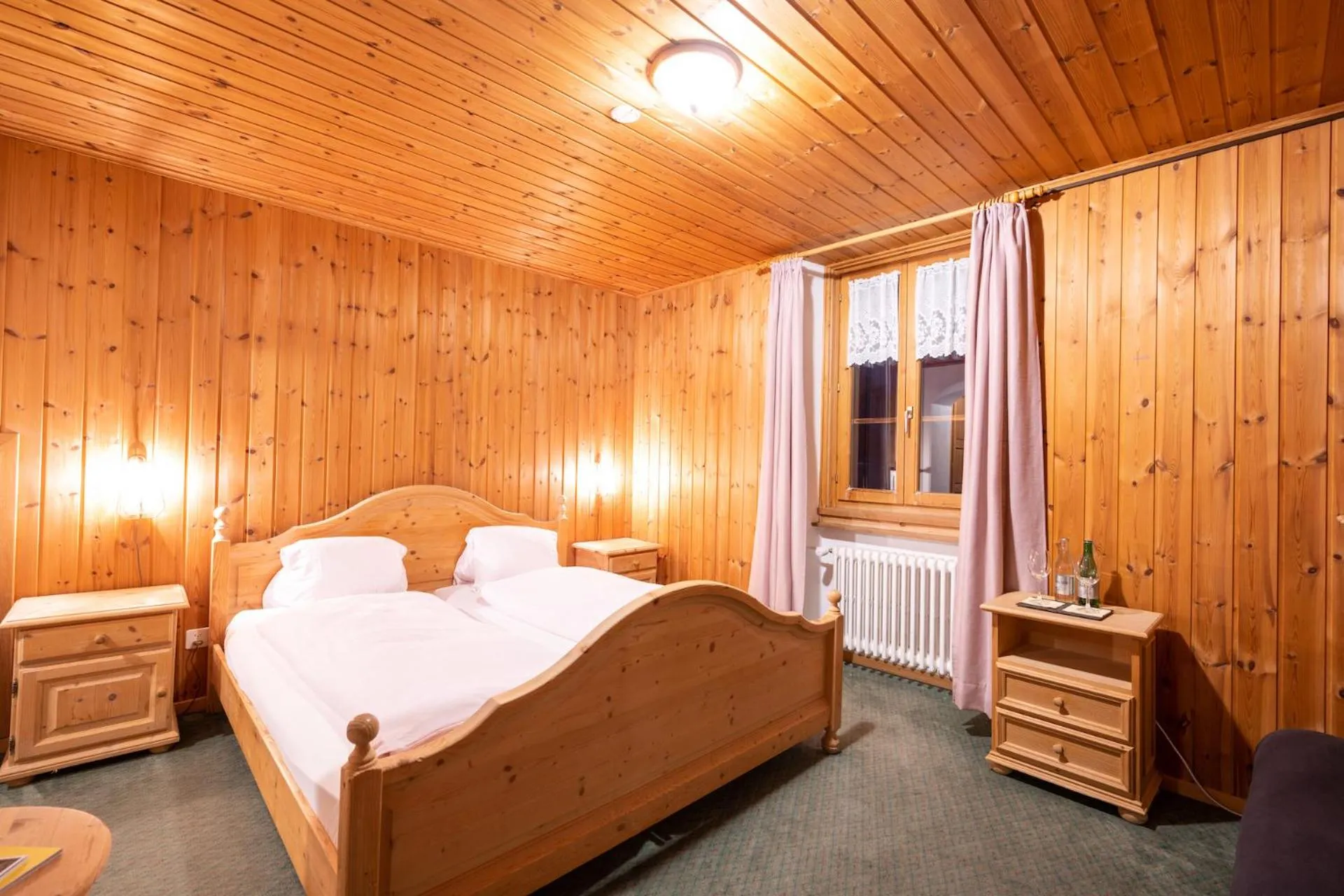 Photo of the whole room in Hotel Cristallina