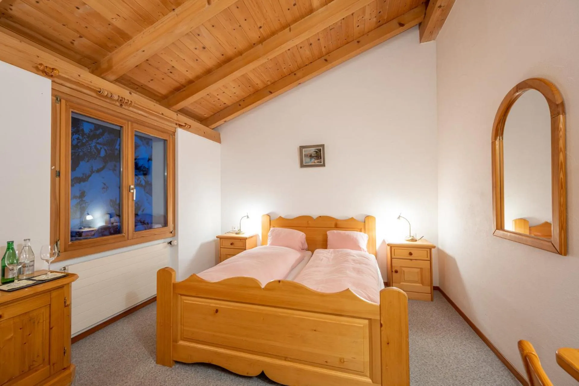 Photo of the whole room in Hotel Cristallina