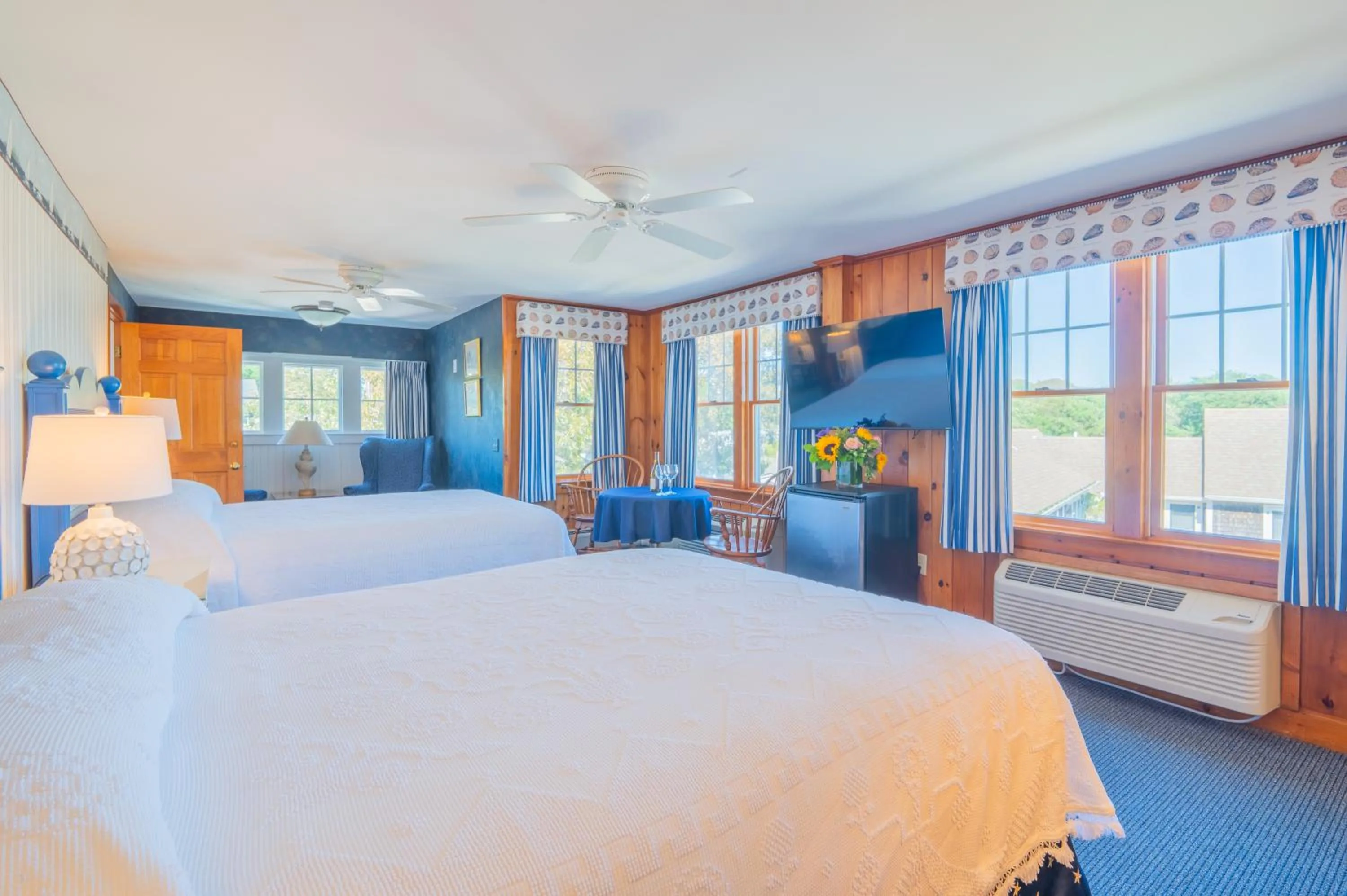 Bed in Winstead Beach Resort