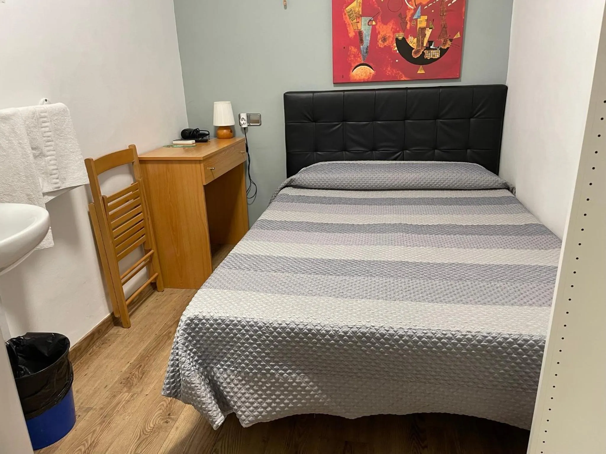 Photo of the whole room, Bed in Hostal Patria Madrid