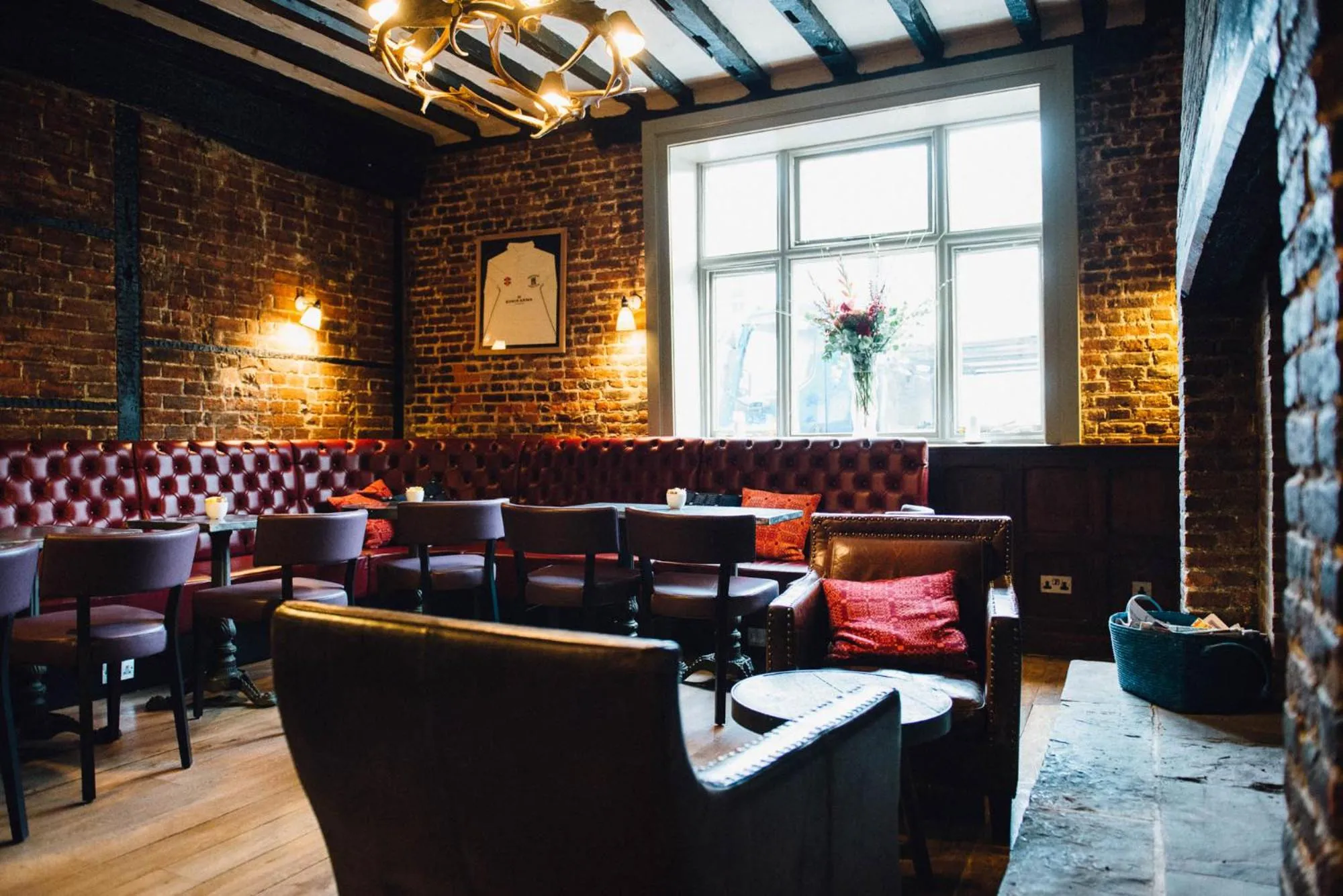 Lounge or bar in Kings Arms Hotel