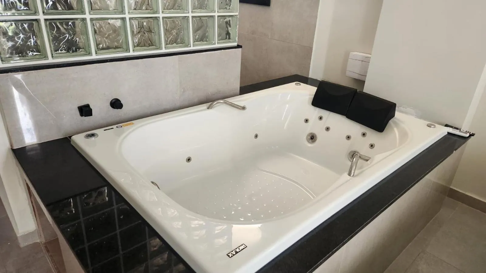 Hot Tub in Vila Caluca Olimpia - Flats & Suites