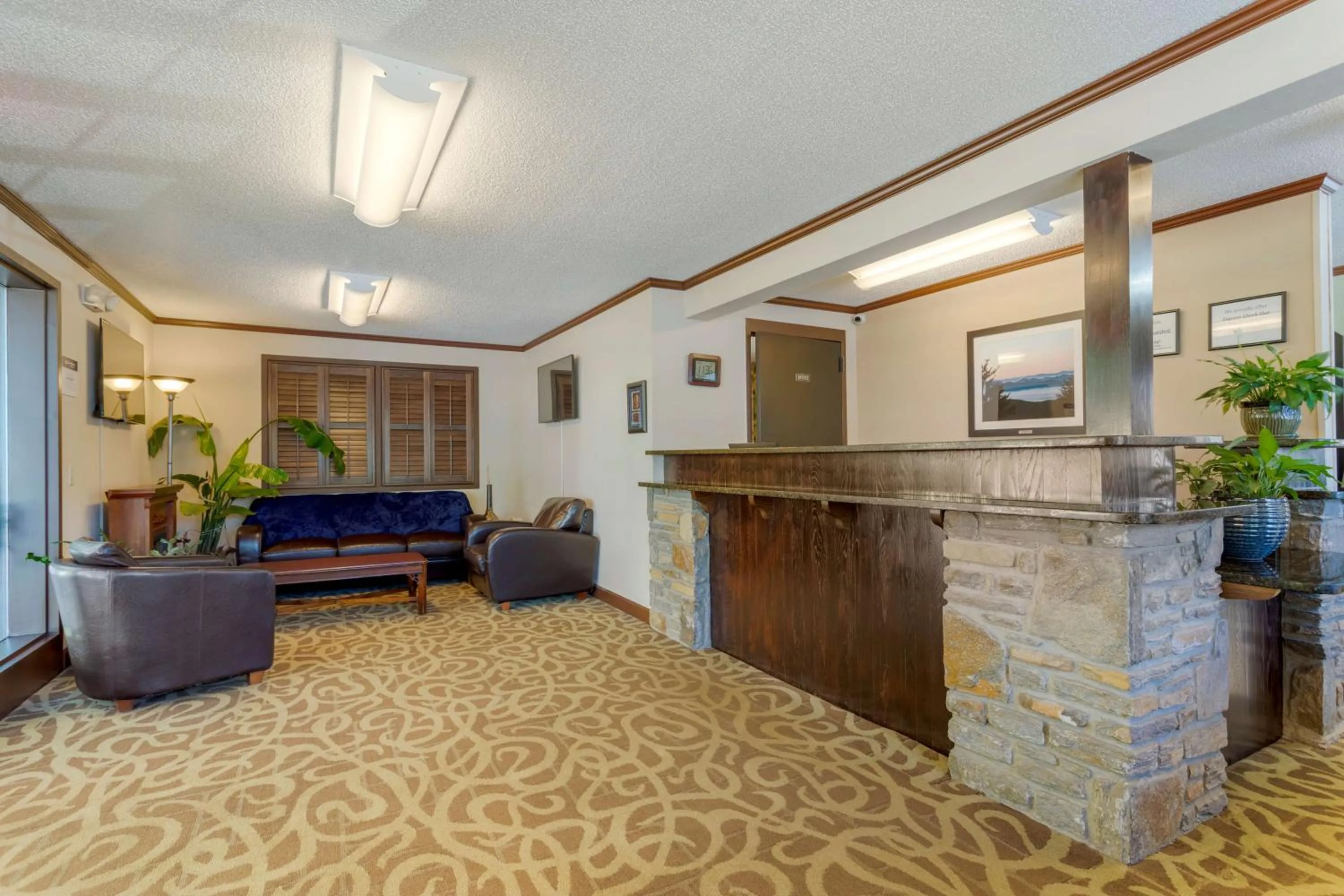 Lobby or reception in Best Western Smoky Mountain Inn