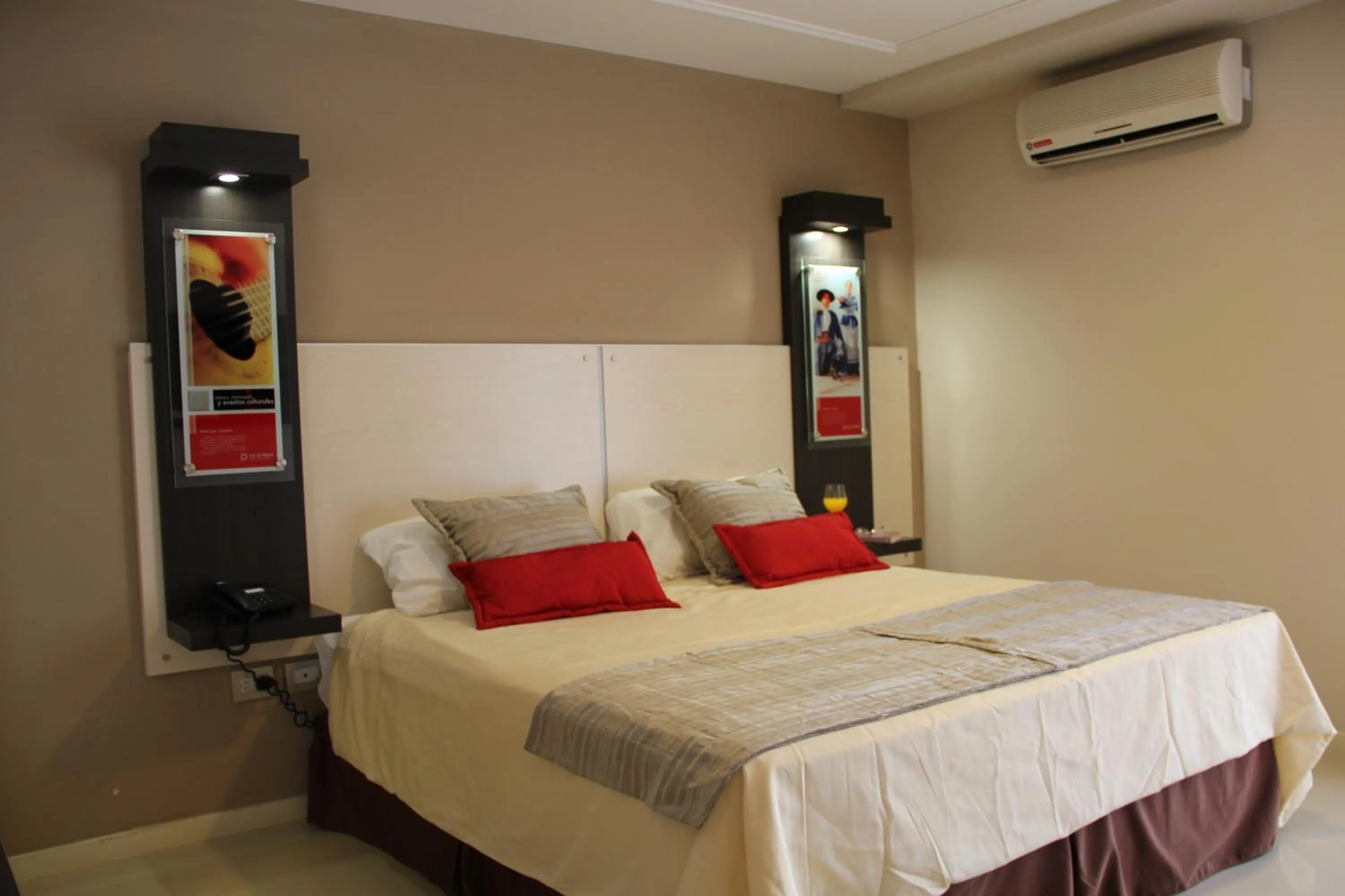 Bedroom, Bed in Sol de Piedra Apart, Suites & Spa